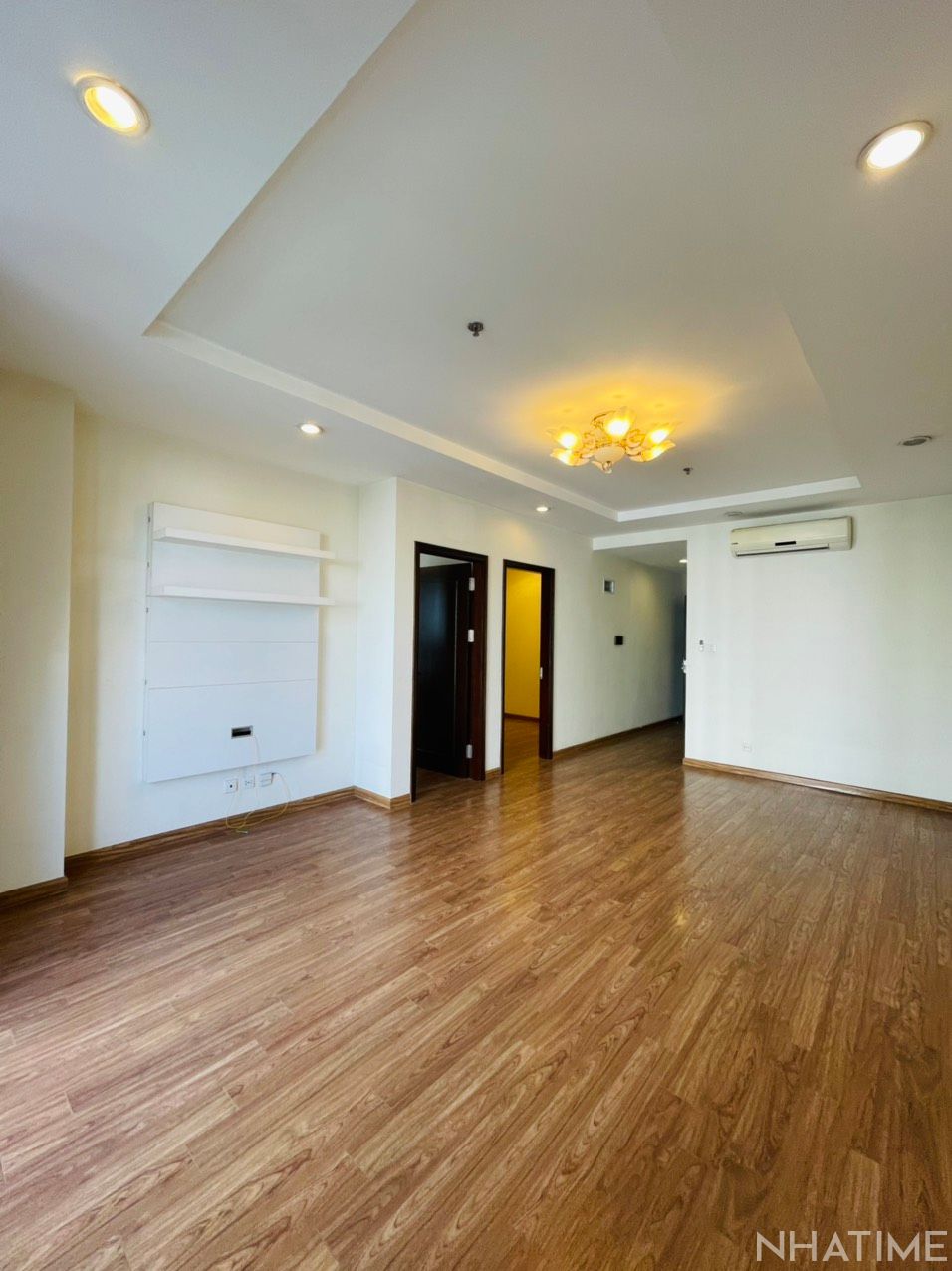 Bán căn hộ chung cư T10 Times City tầng 9