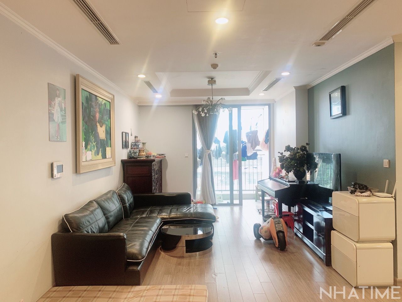 Bán căn hộ chung cư Times City - Park 8 - Tầng 3