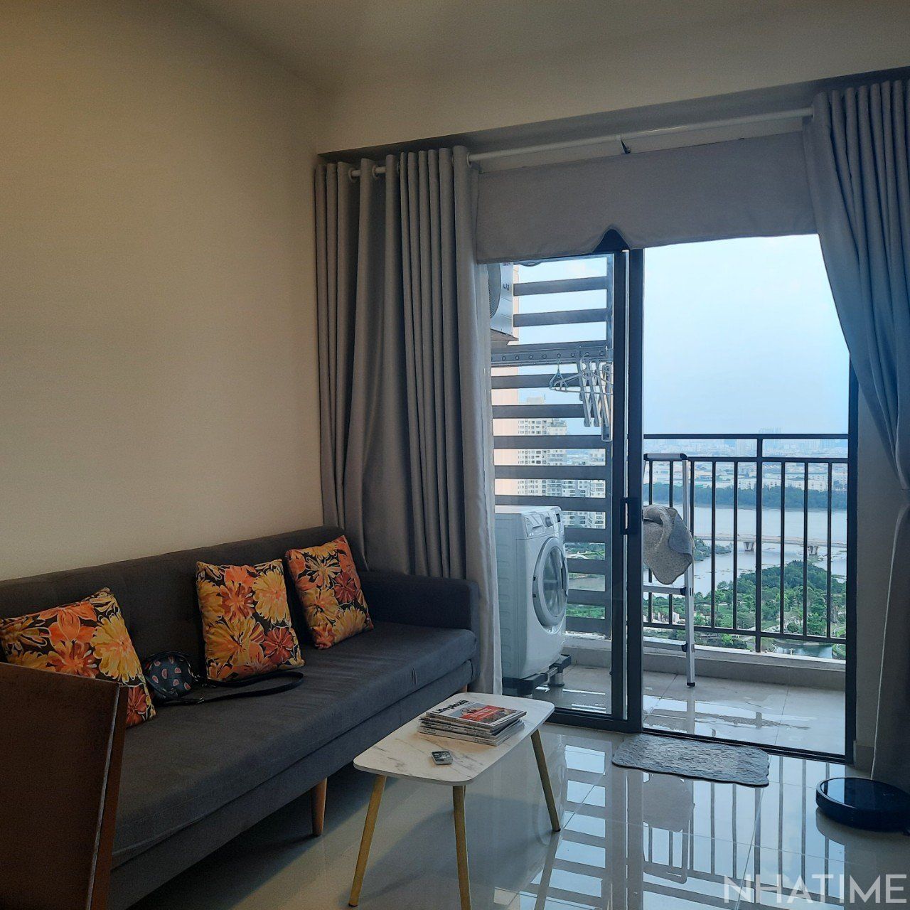 Bán căn hộ chung cư The Sun Avenue, Tháp S6, tầng 19