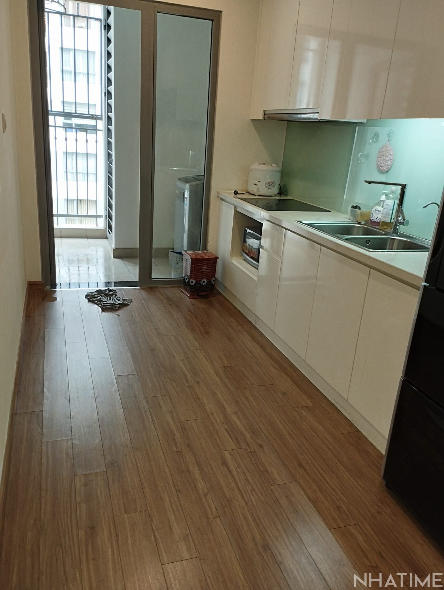 Cho thuê căn hộ chung cư Park 3 Times City tầng 14