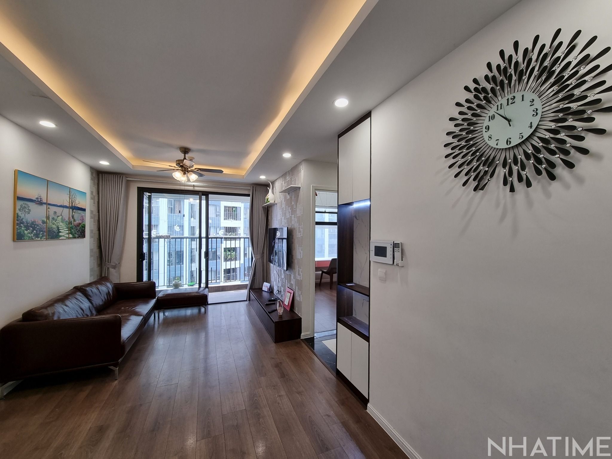 Bán căn hộ B Imperia Sky Garden tầng 12