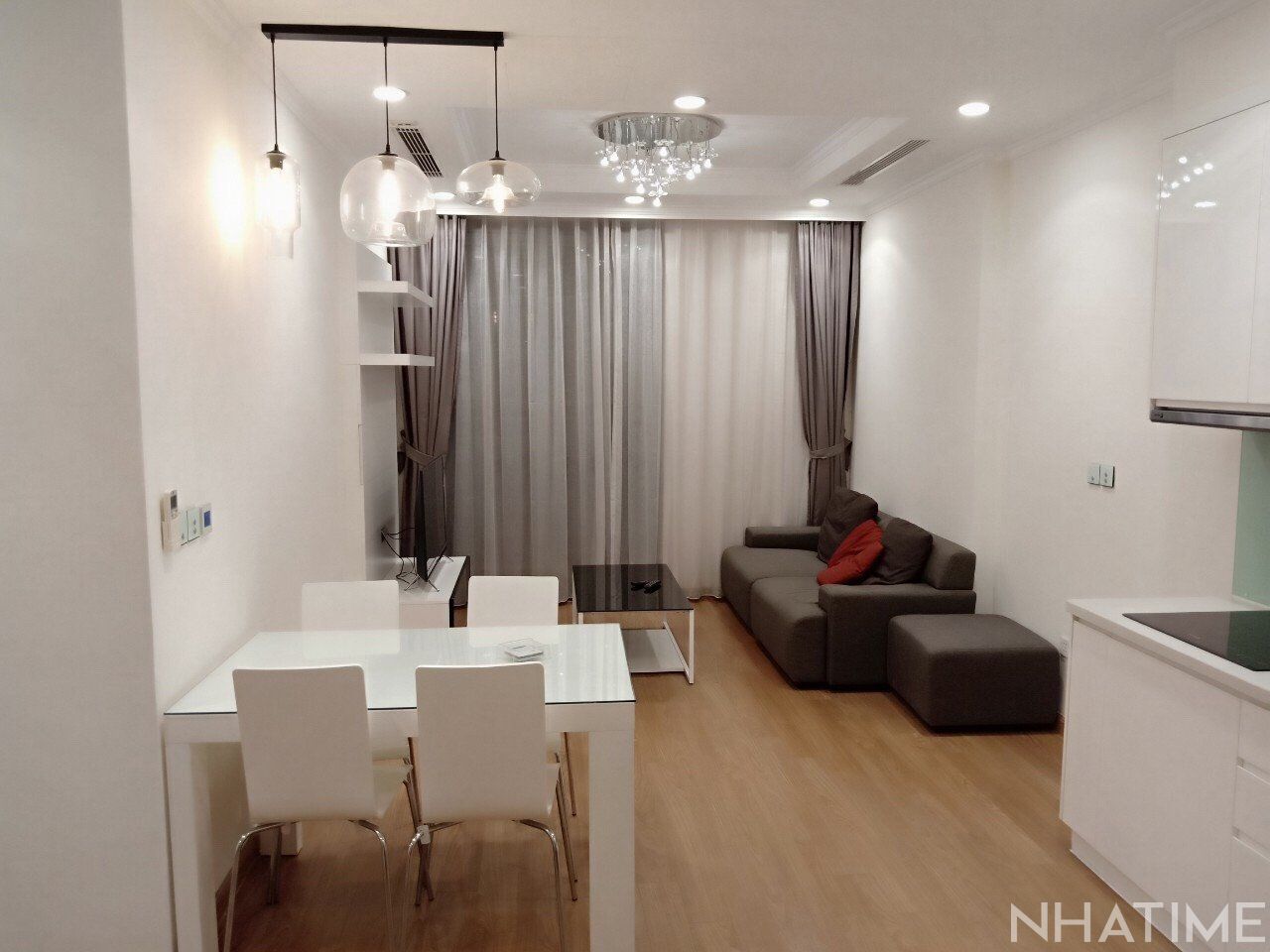 Bán căn hộ Park 11 Times City 75m2 chính chủ