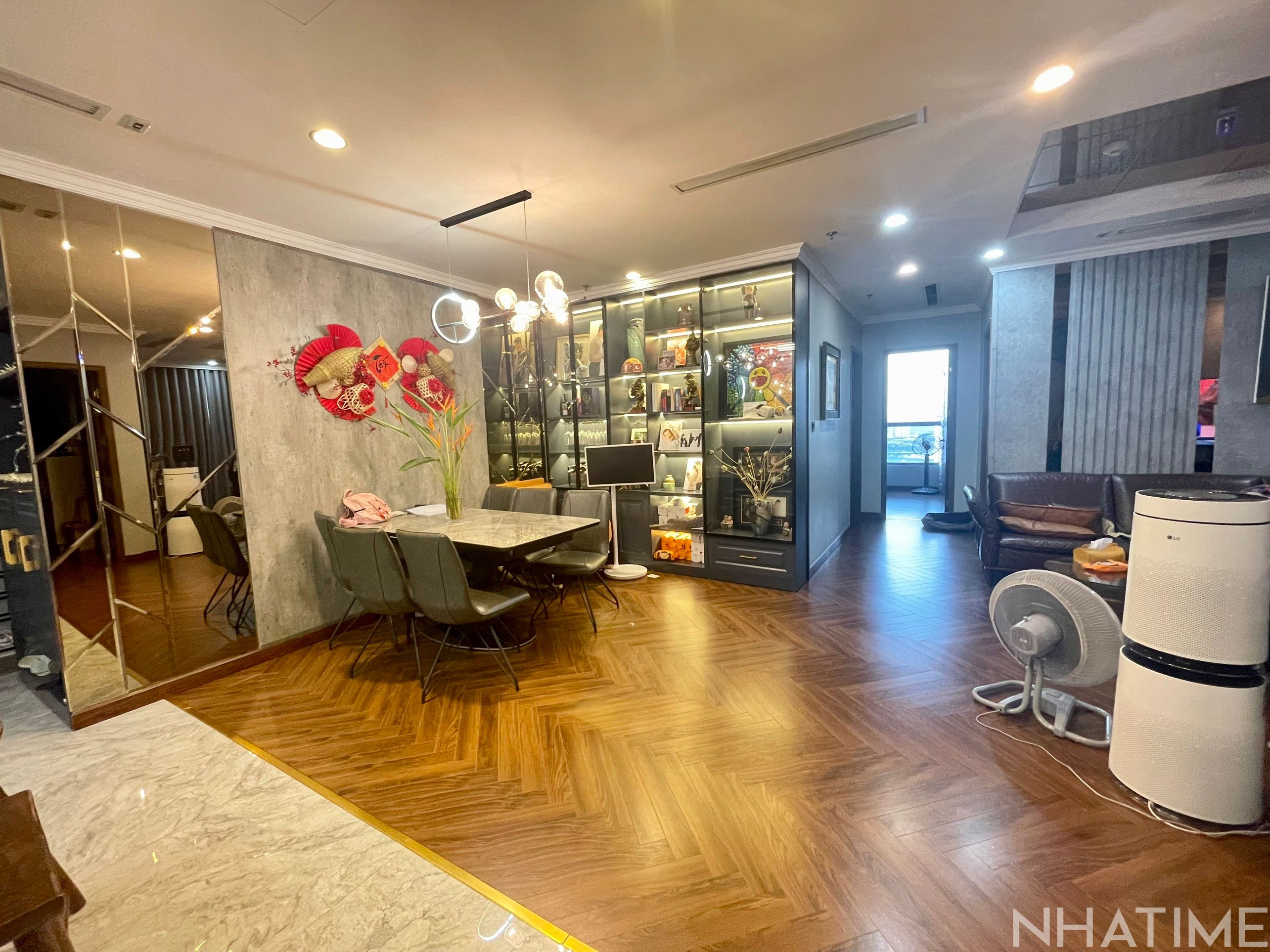 Bán căn hộ Park 9 Times City tầng 20