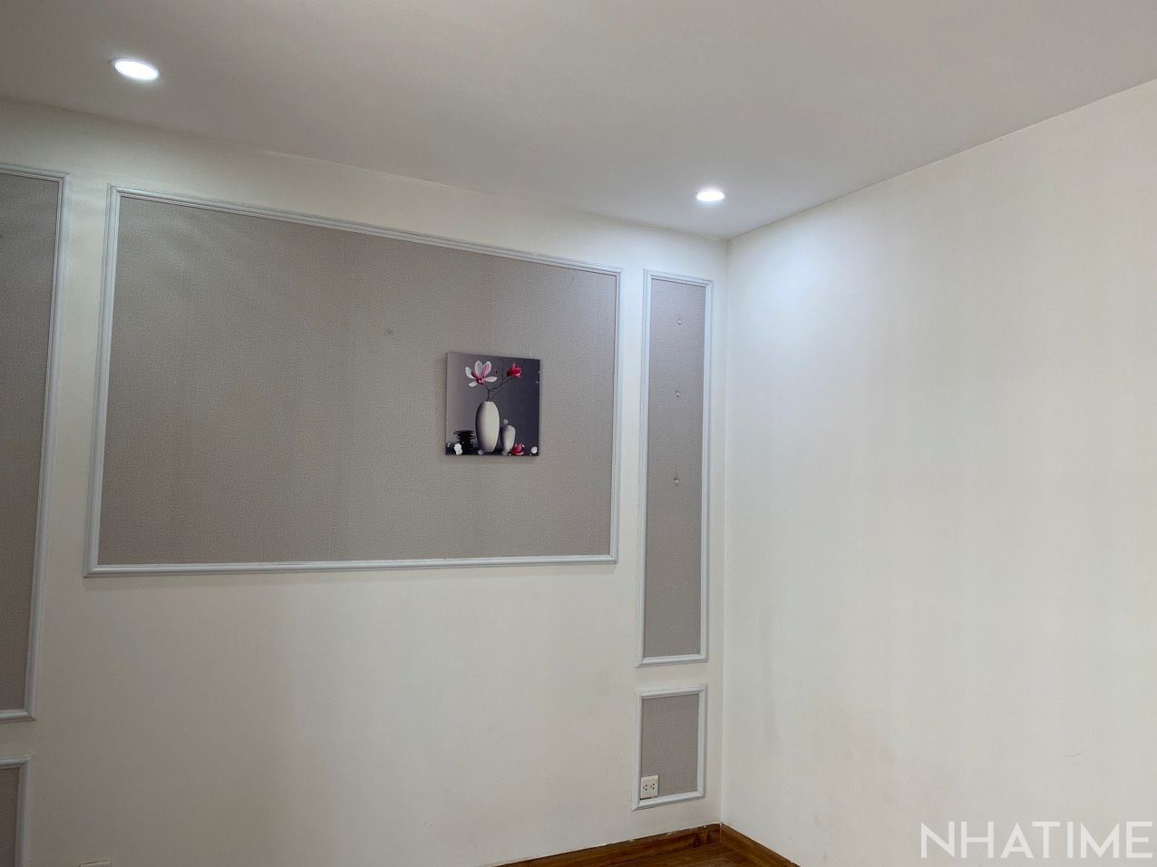 Ban căn hộ 1 ngủ T9