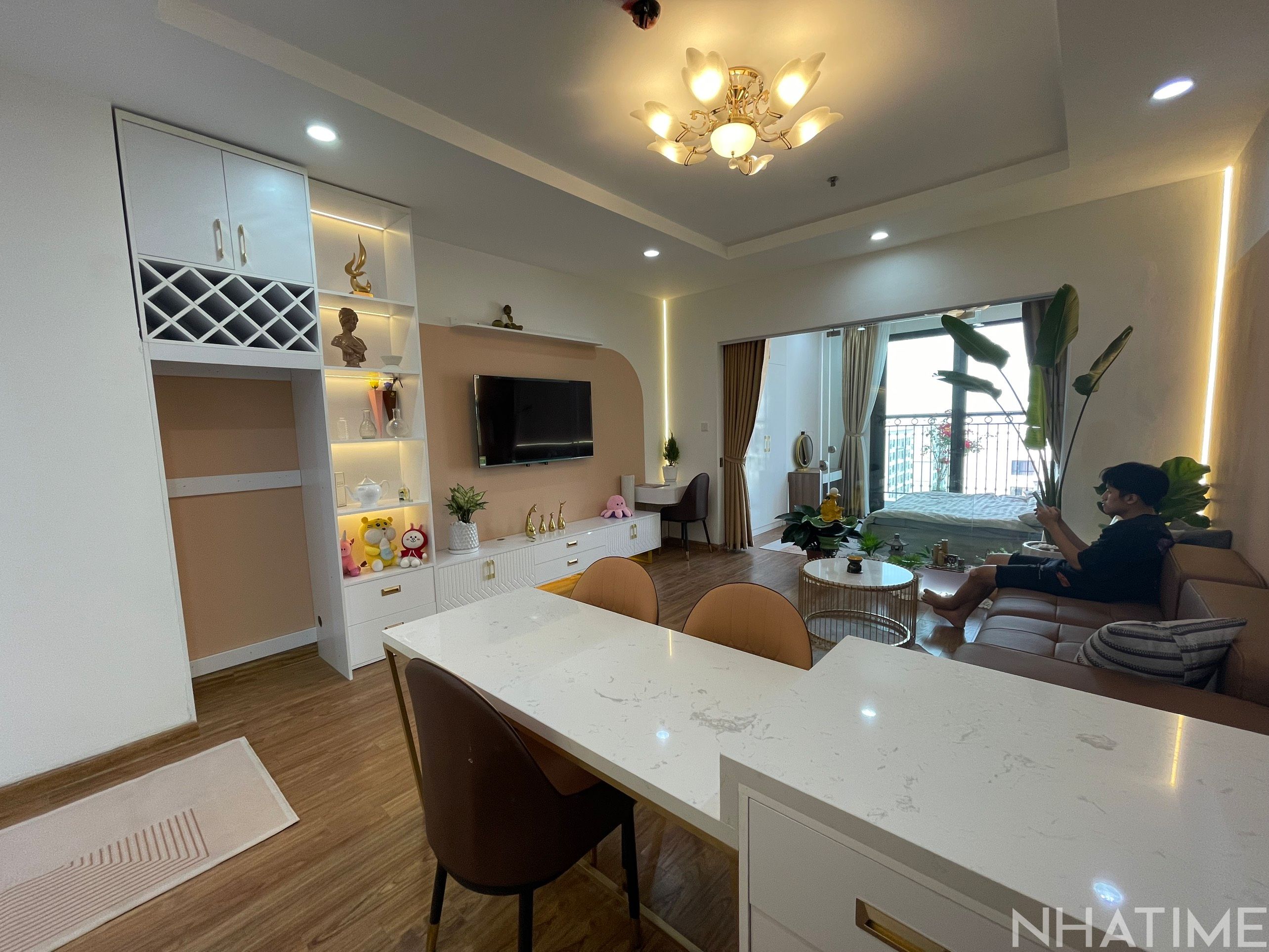 bán căn hộ 1 ngủ T11