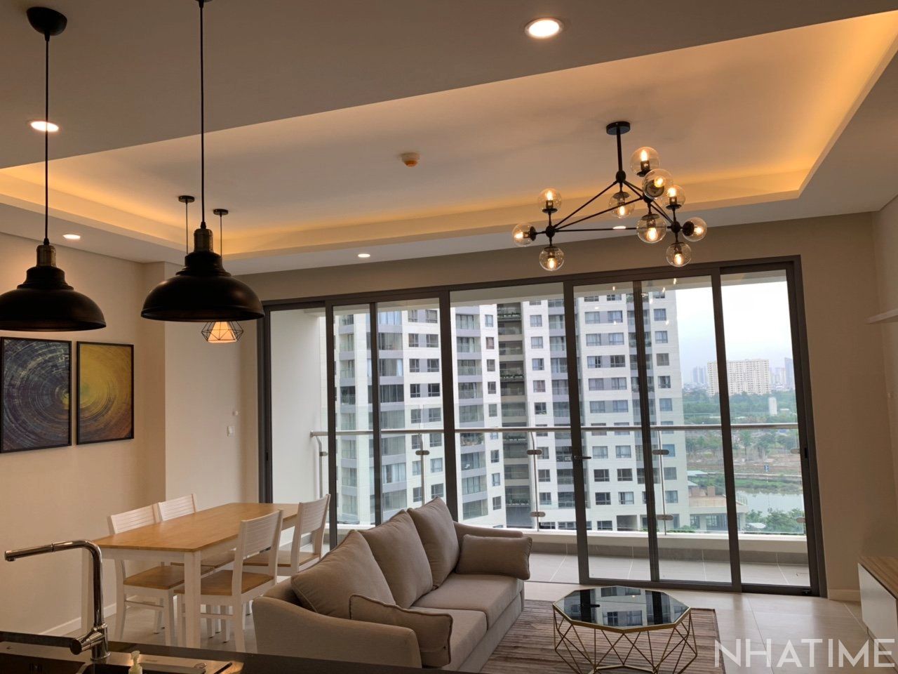 Bán căn hộ Bora Bora Đảo Kim Cương tầng 8