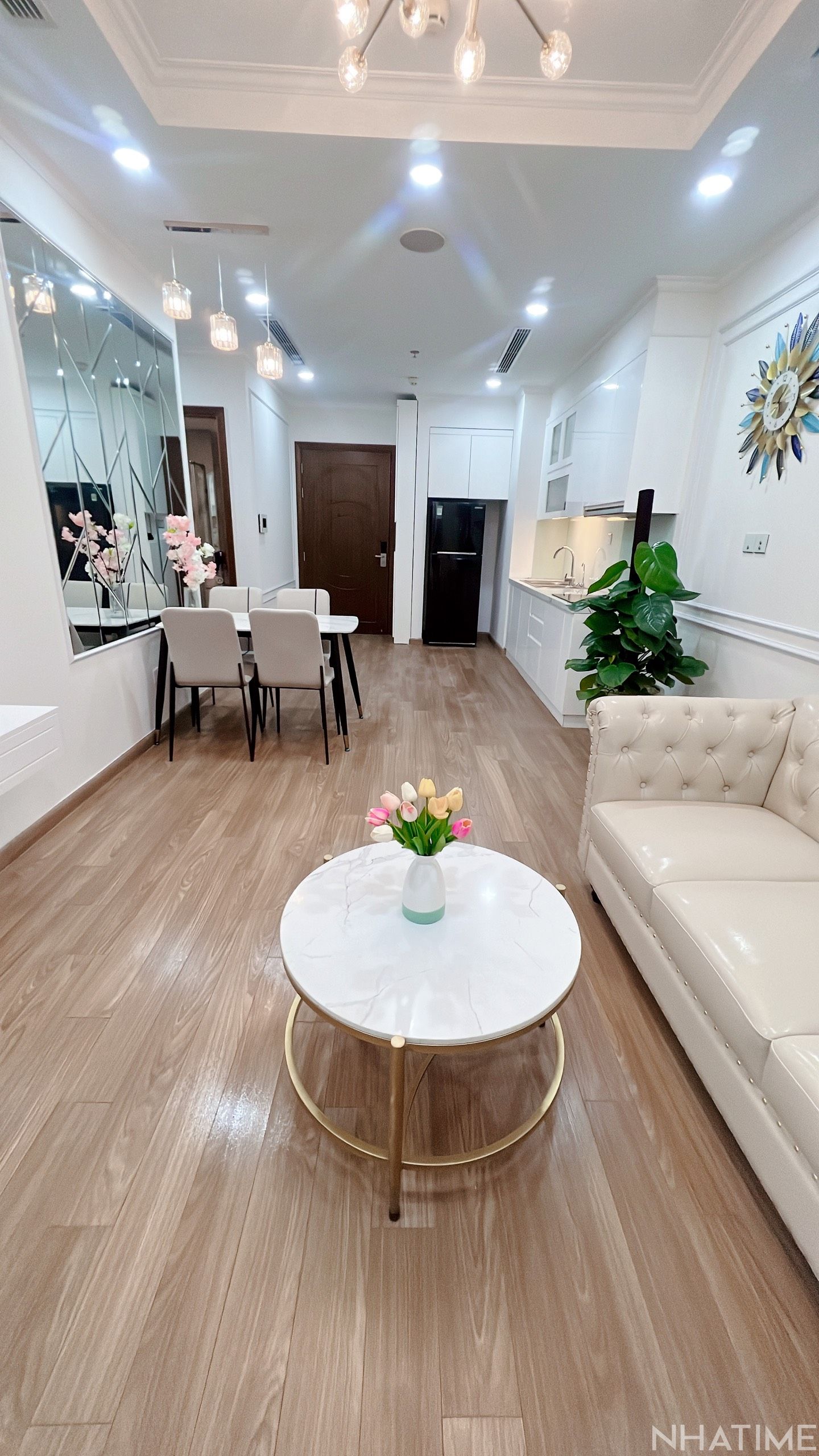 Bán căn hộ Park 11 Times City tầng 20