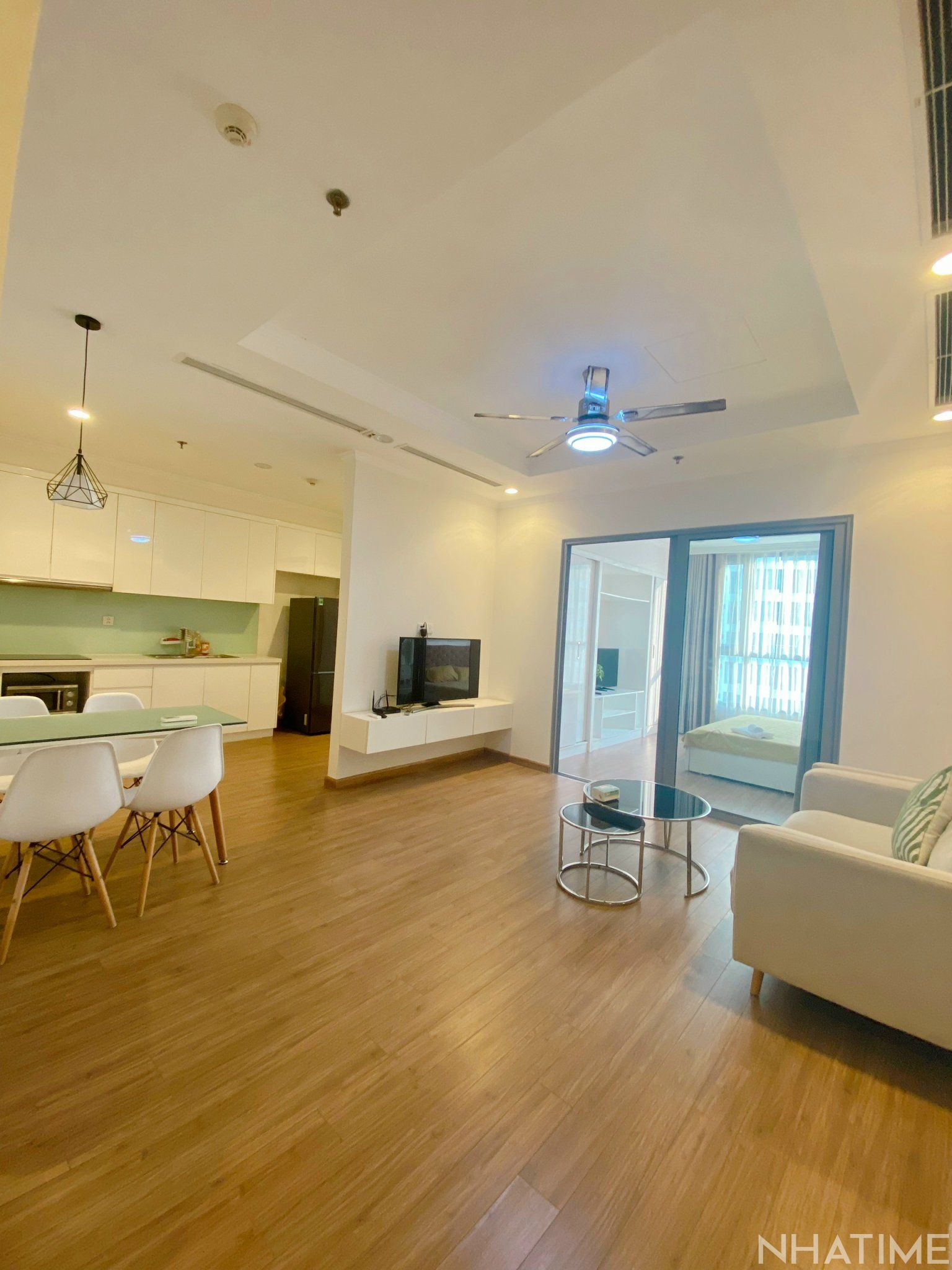 Bán 1Pn Park nhà mới view thoáng