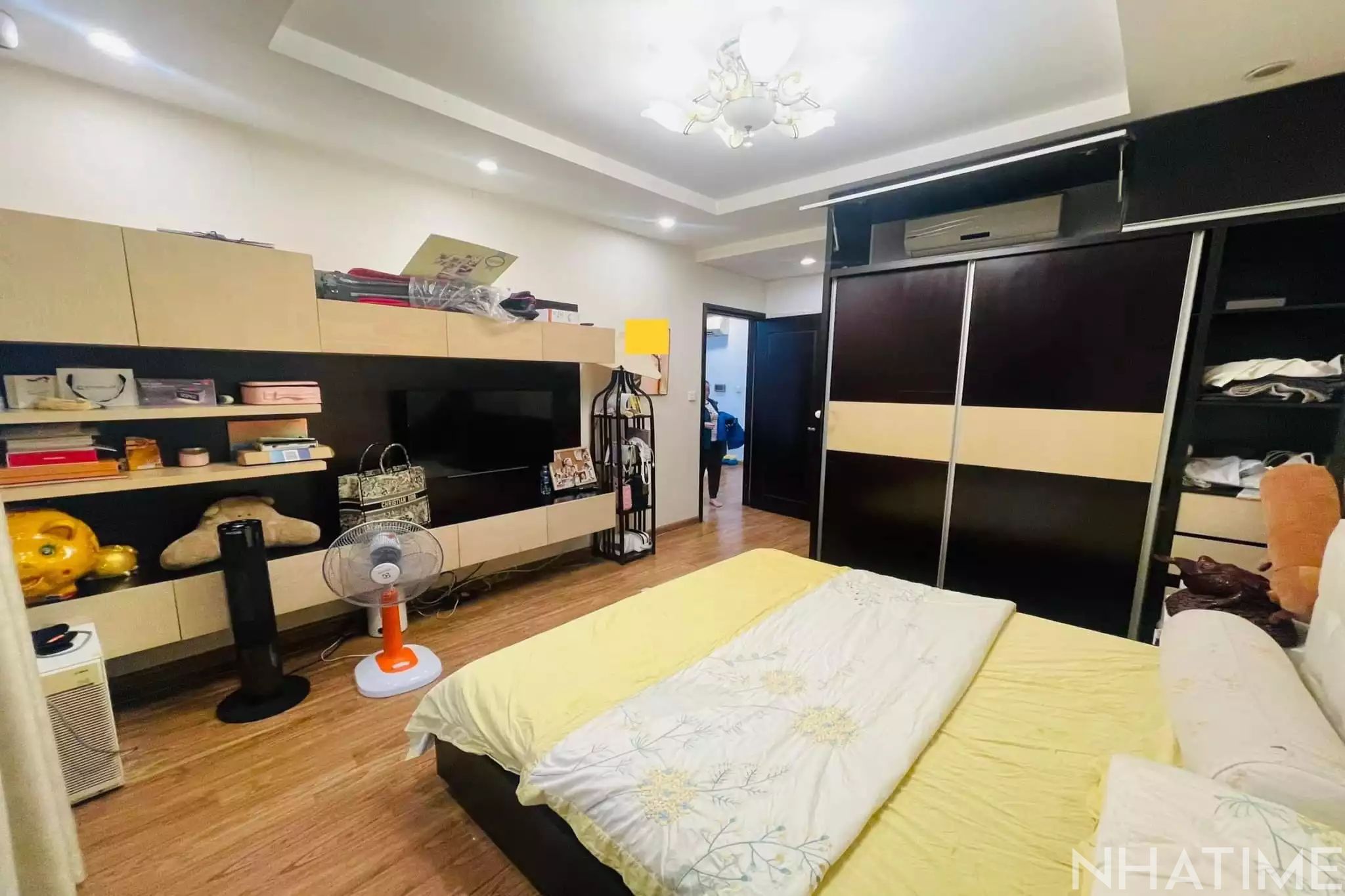 Bán căn hoa hậu 2pn sáng T02 cực đẹp, phòng khách rộng Photo No.4