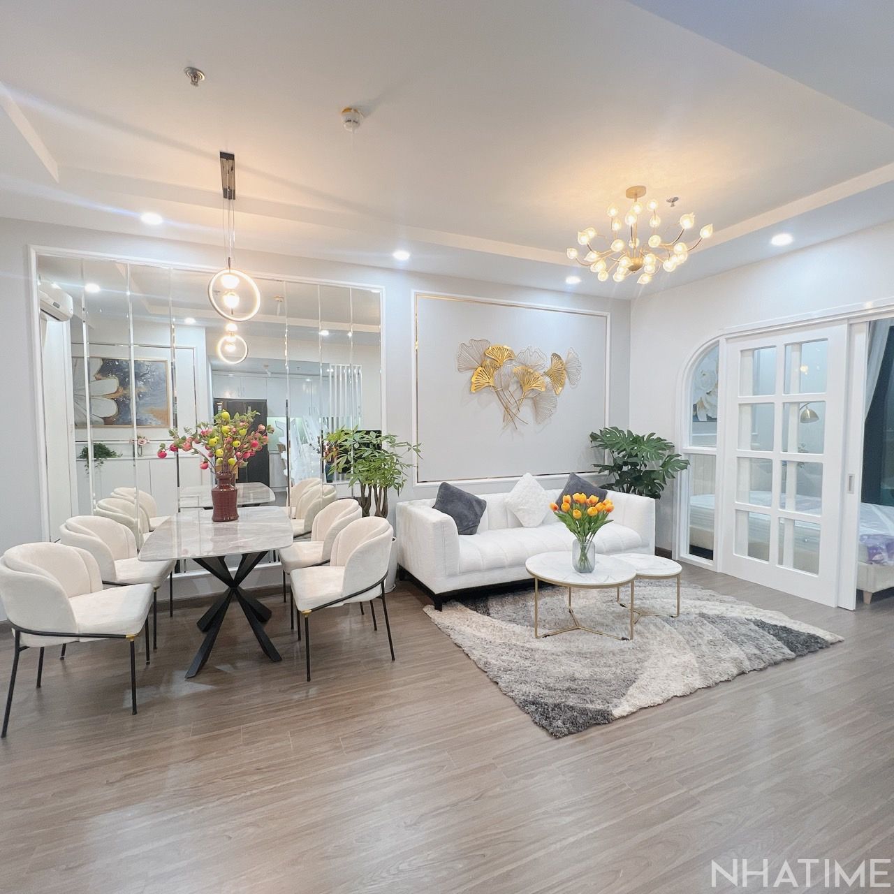 Bán 2 phòng ngủ sáng T09 Times city nhà mới