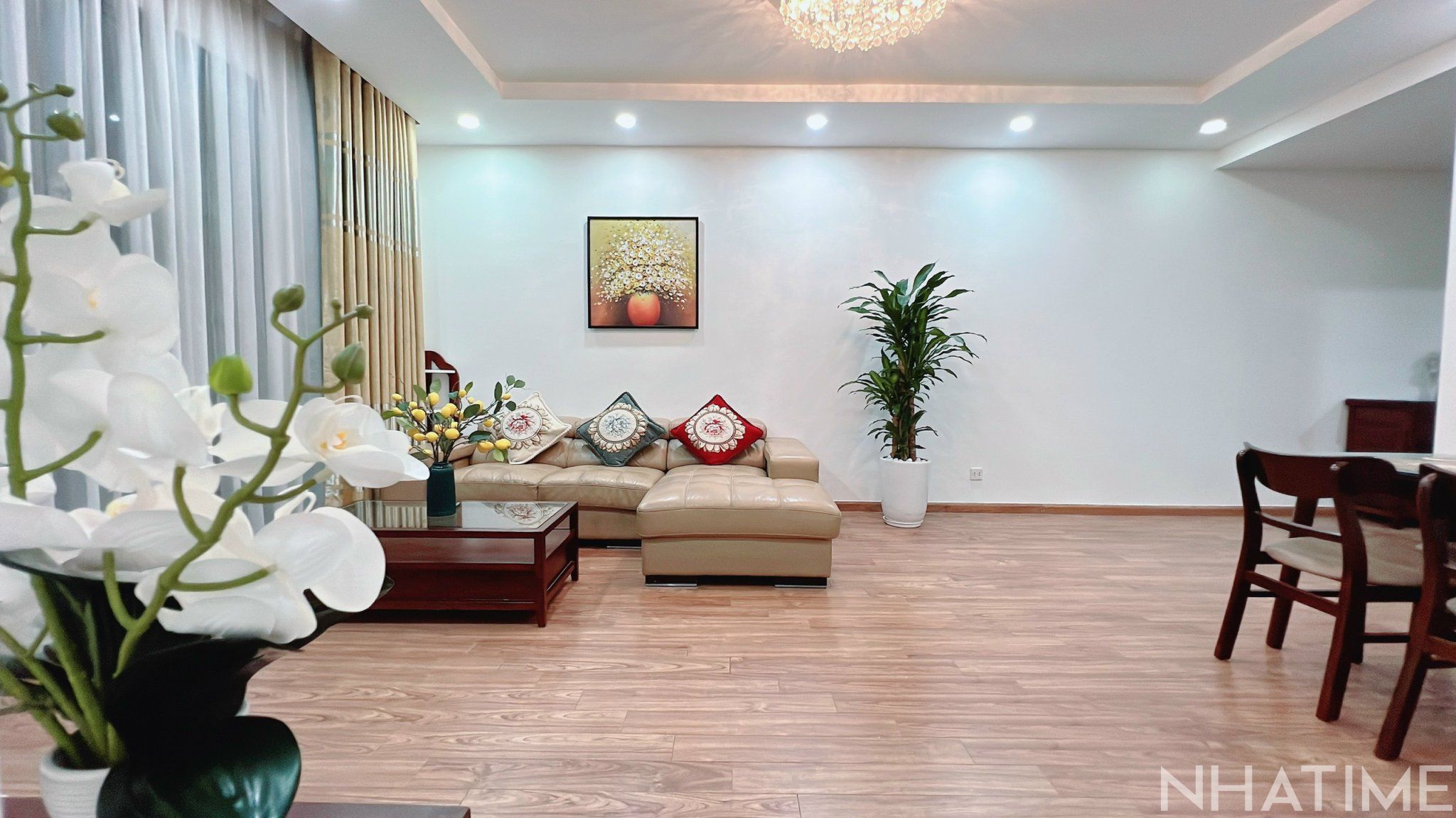 Cho thuê 3Pn góc T01 Times City full đồ nội thất