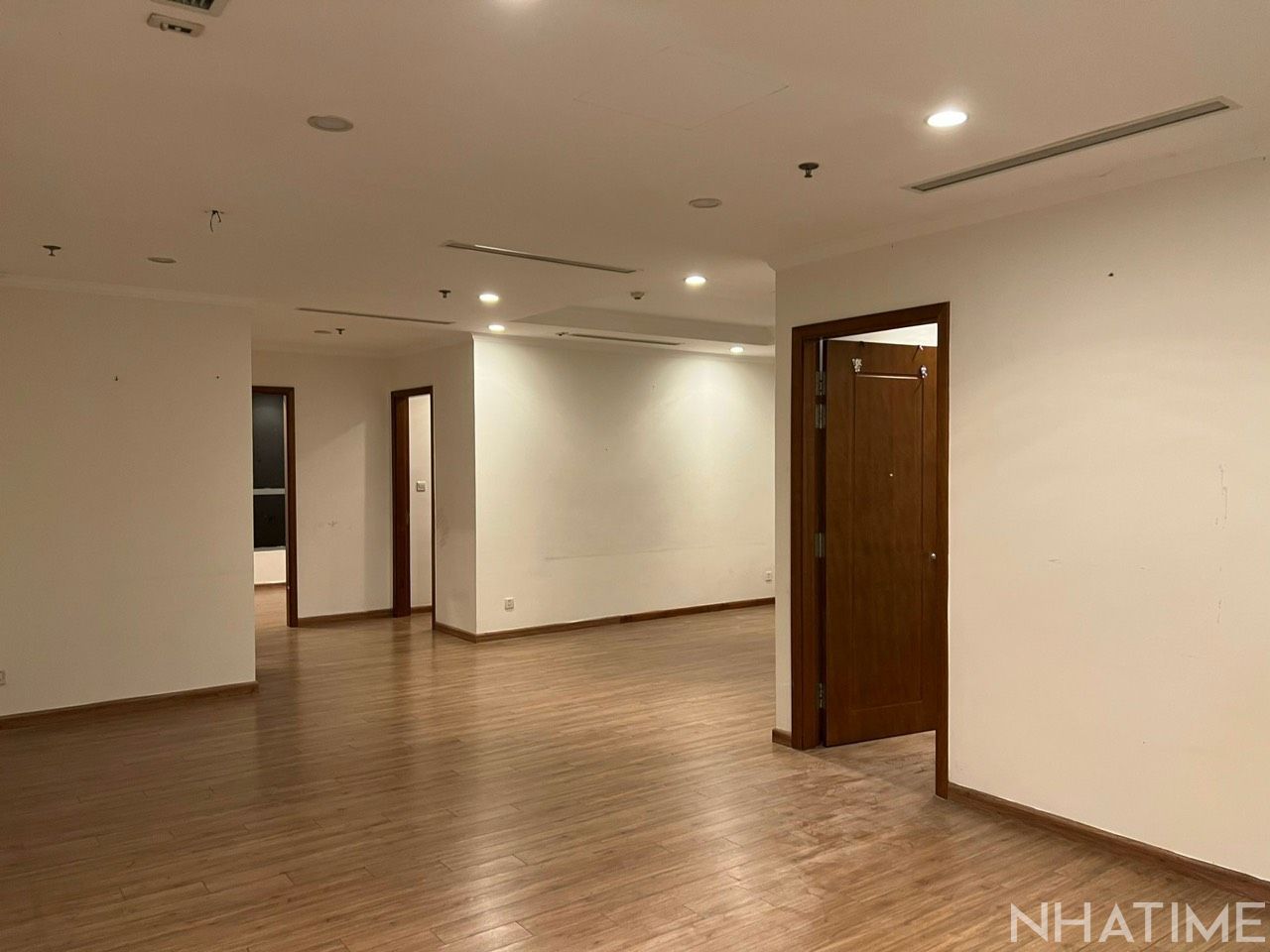 Bán 4pn rộng góc Park 06 Times city nhà rất rộng VIP