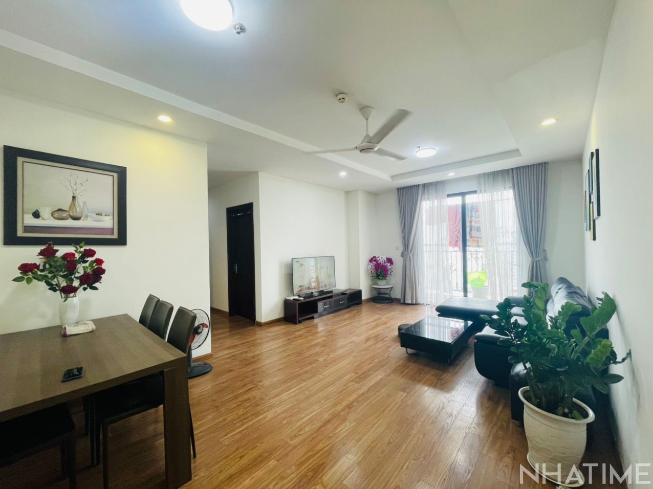 Cho thuê 3pn full đồ T10 times city