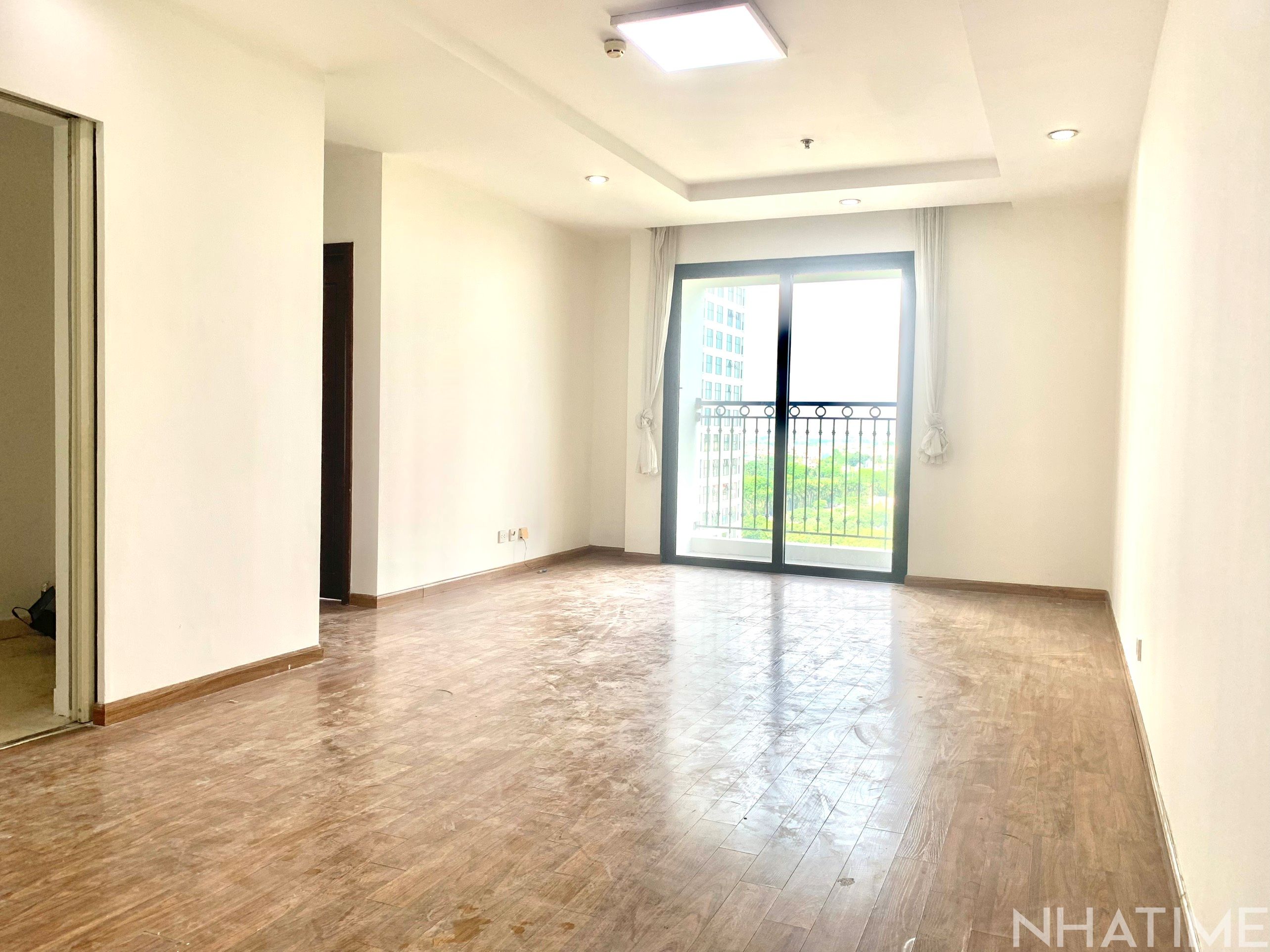 Bán 3pn góc 118m T18 view thoáng bể bới thành phố Times City