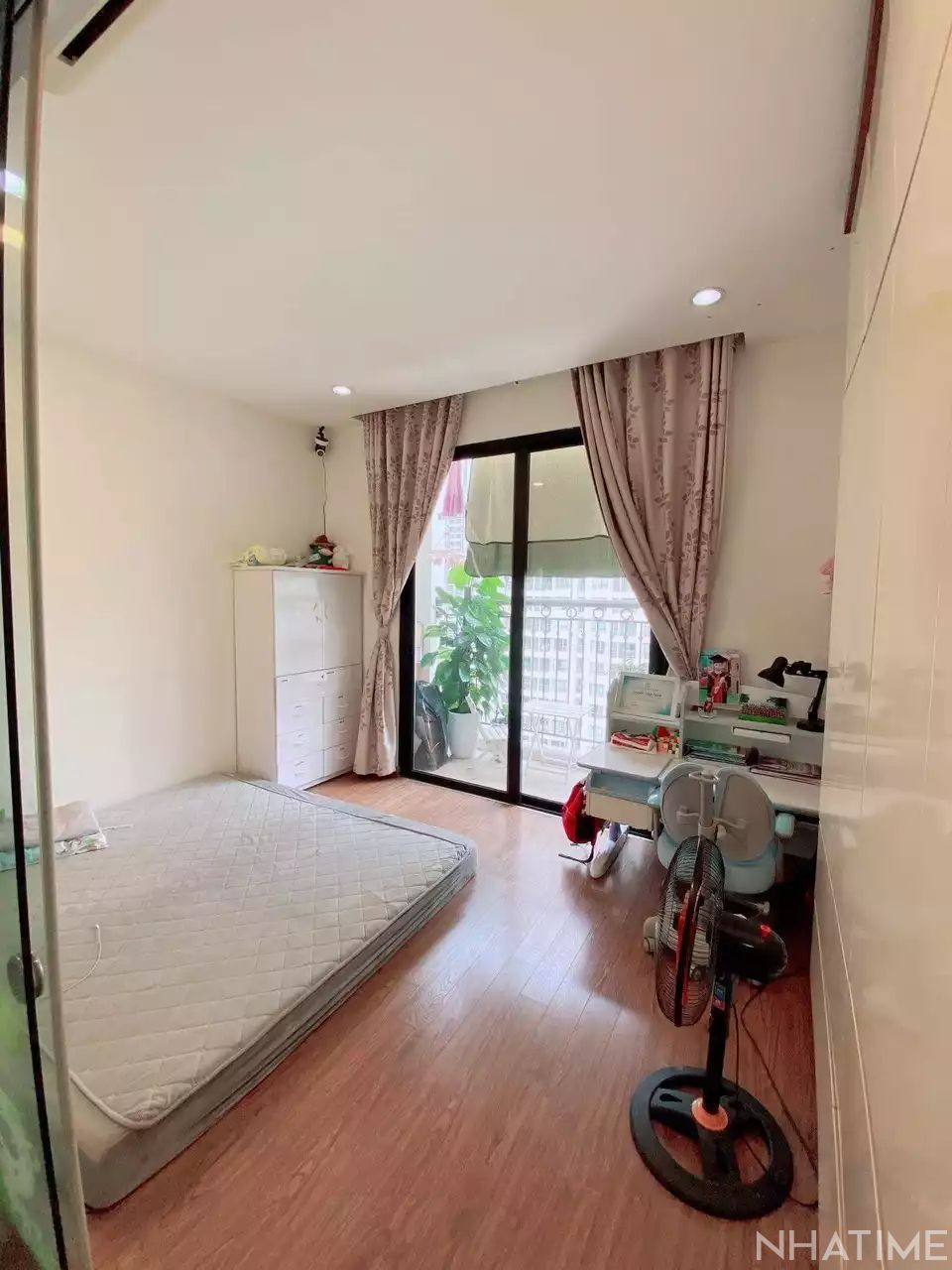 Cho thuê 2pn sáng 83m Toà T11 Times City Photo No.5