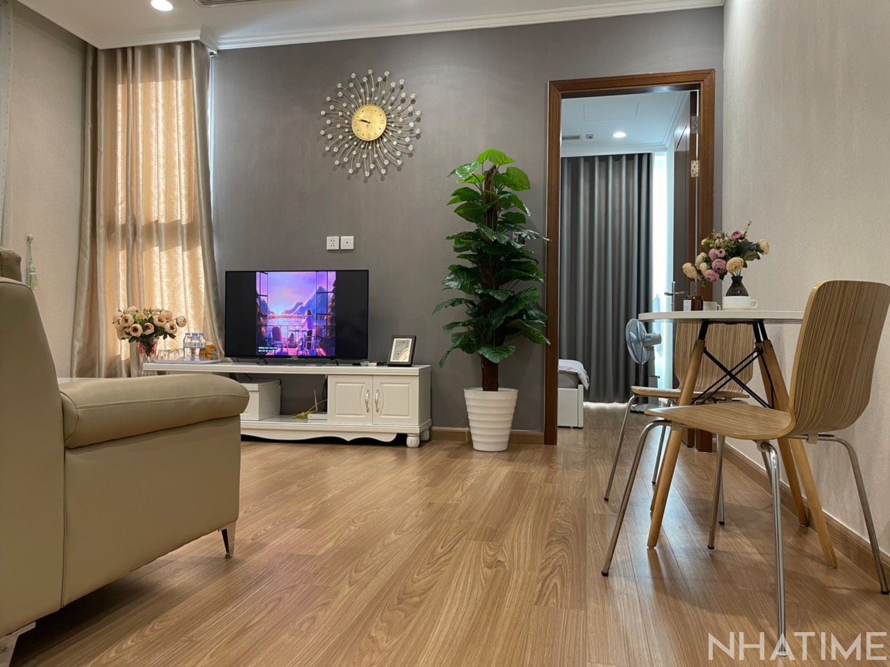 Cho thuê 2pn full đồ đẹp P12 Times City