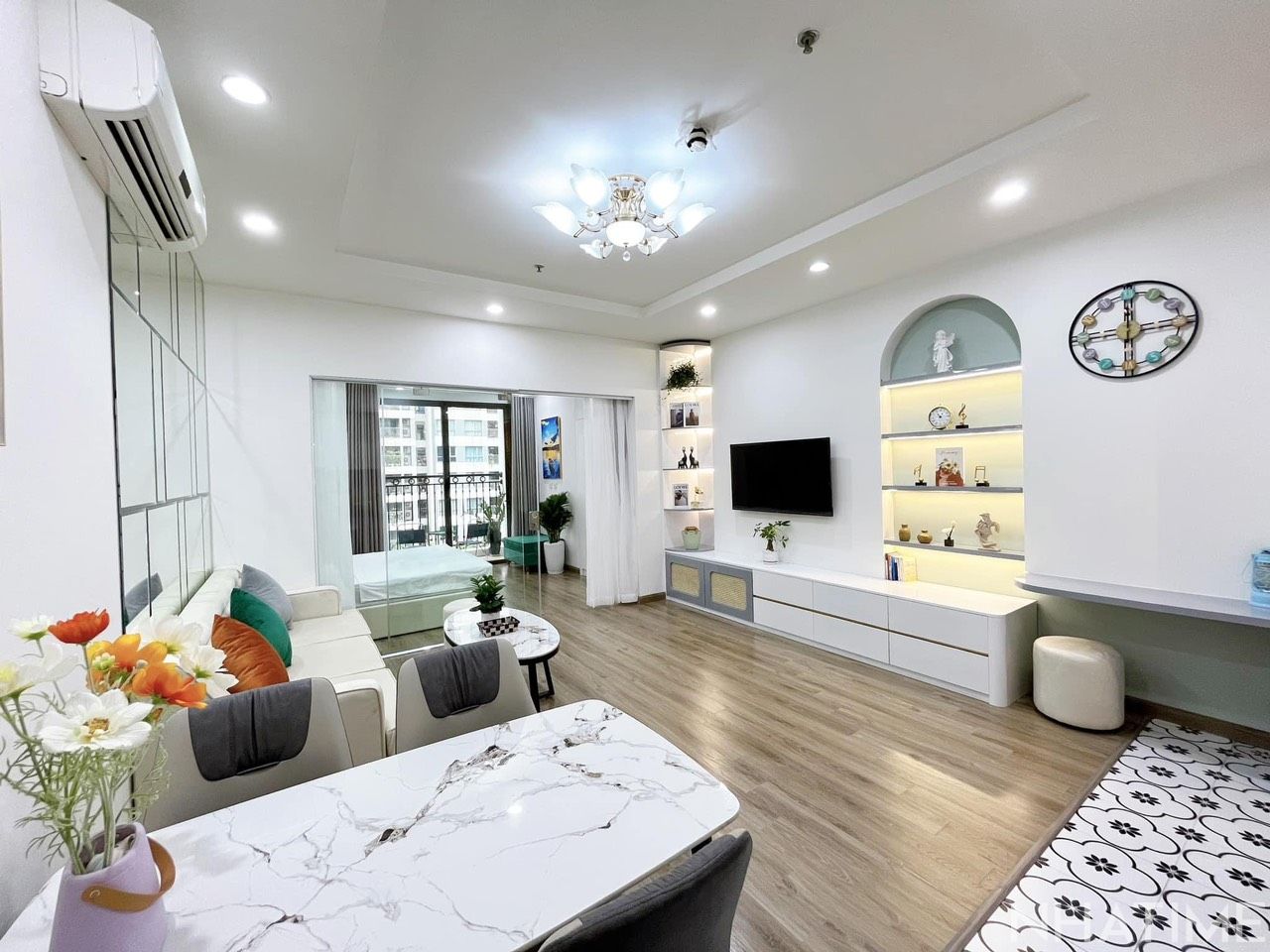 Bán 01 phòng ngủ đẹp T09 Times City