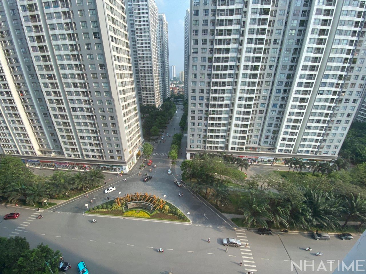 Cho thuê 3pn góc T11 Times City