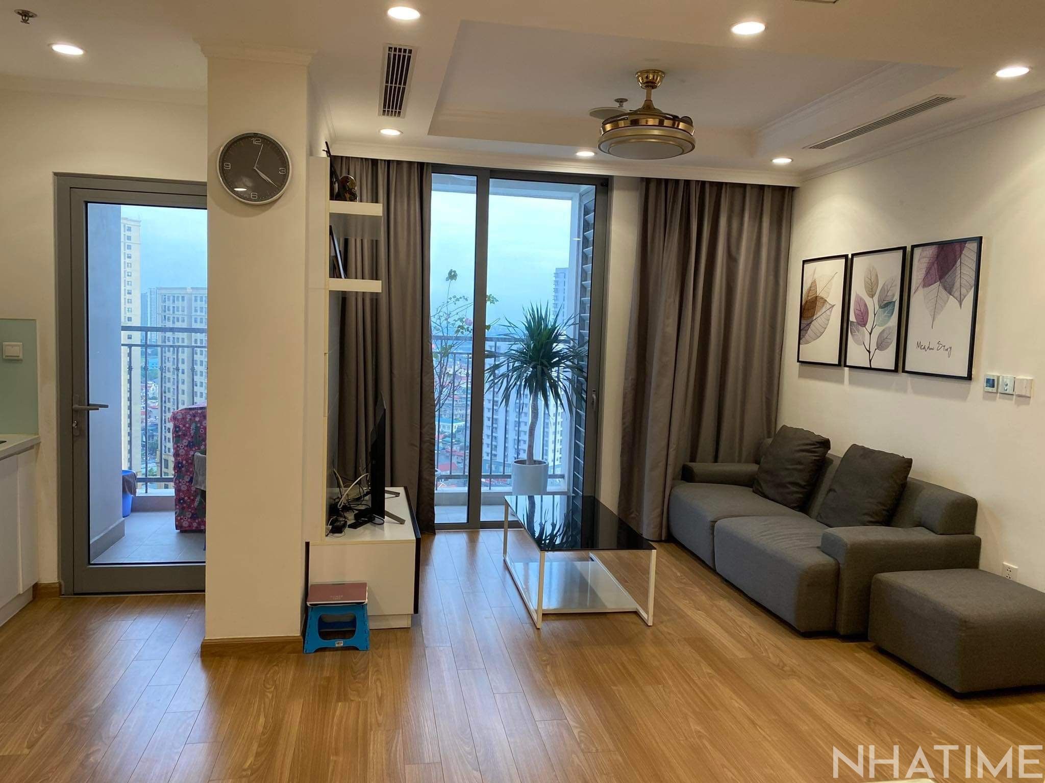 Cho thuê 3pn tòa Park 12 đủ đồ đẹp mới