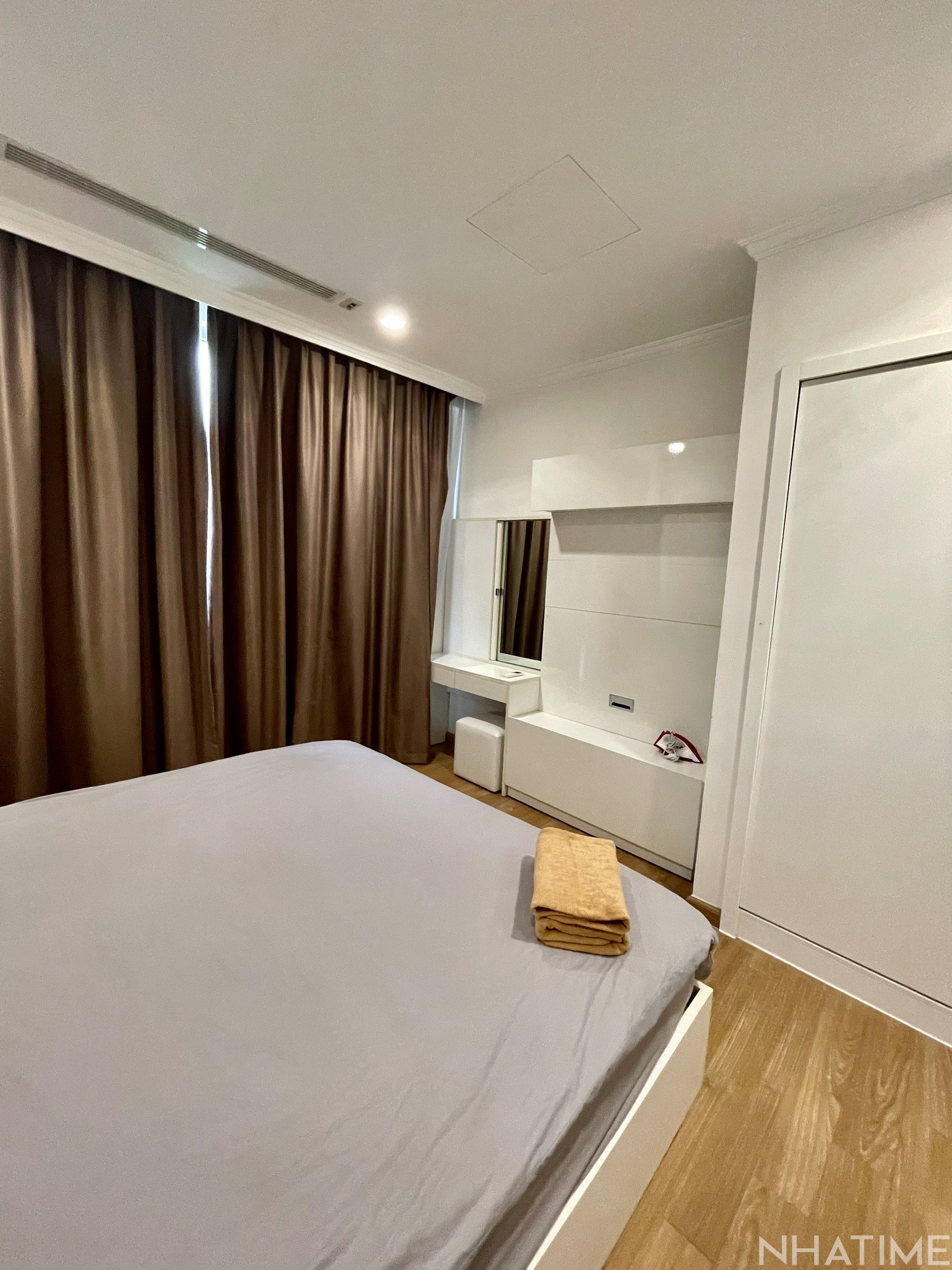 Bán 3pn góc tòa Park 12 Times City