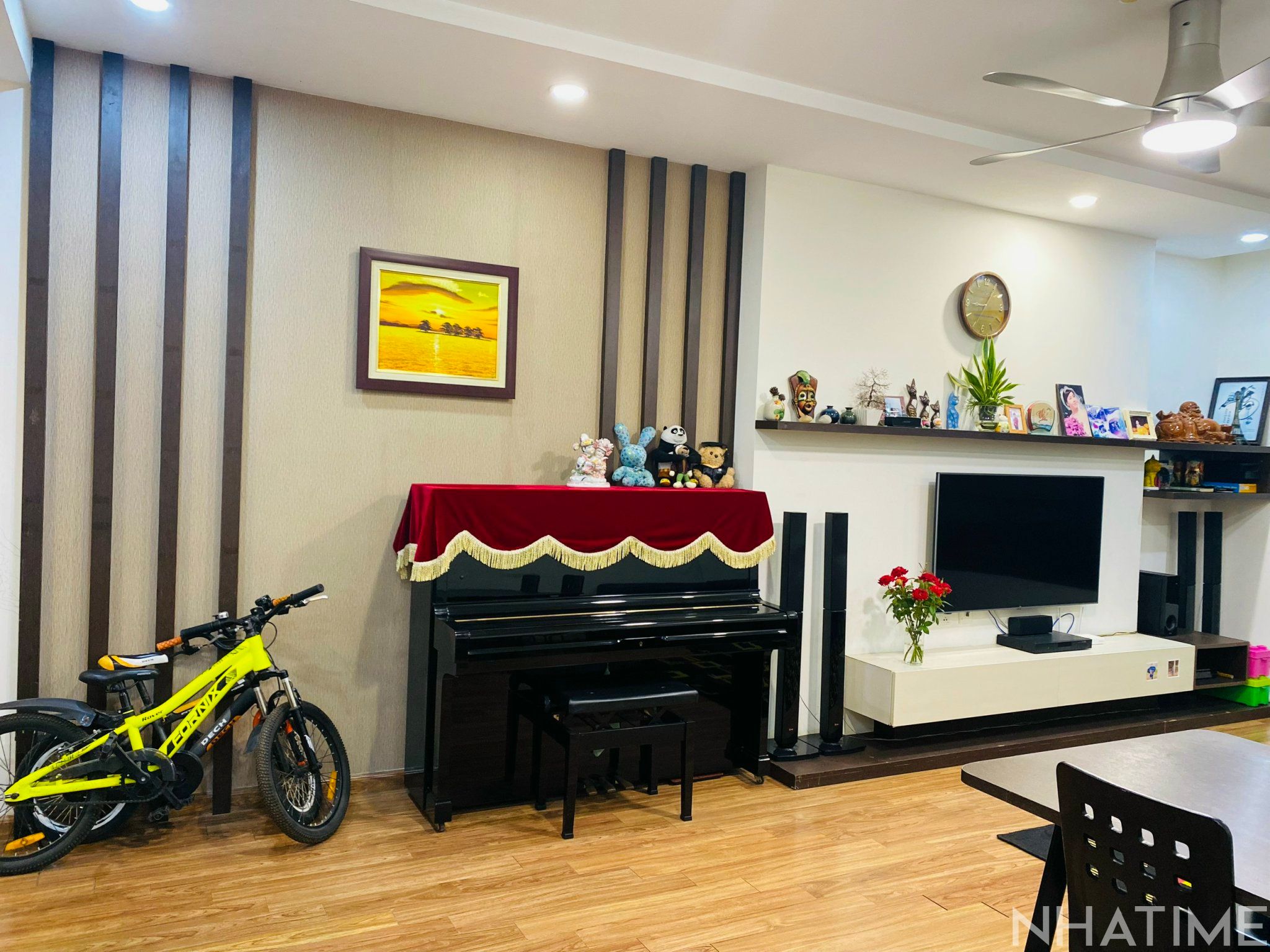 Bán 2pn goc sáng dt 97m T03 Times City