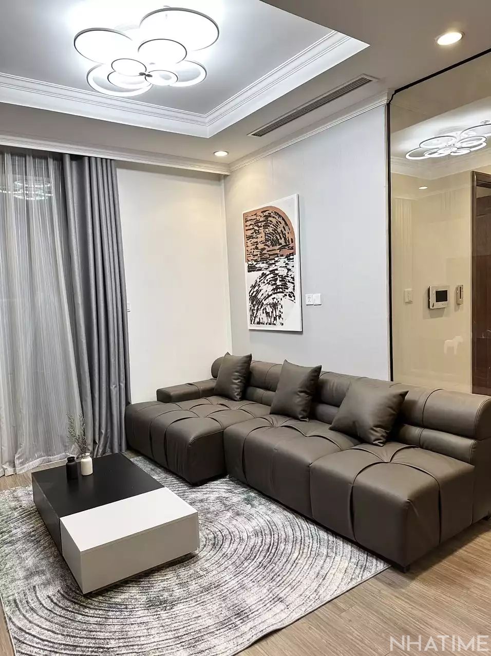 Bán 2Pn full đồ toà P05 Photo No.2