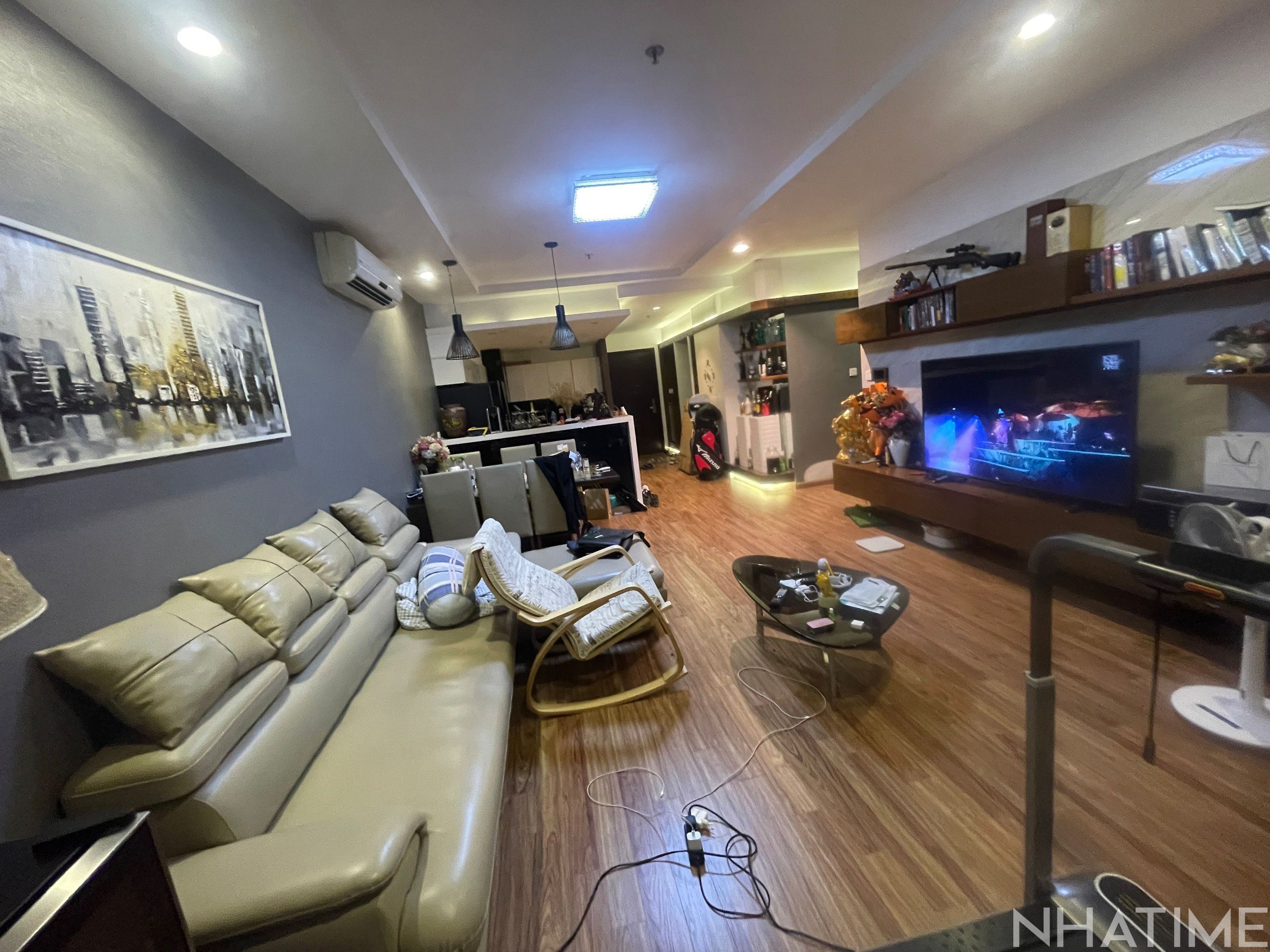 Bán 2pn 106m T10 times city