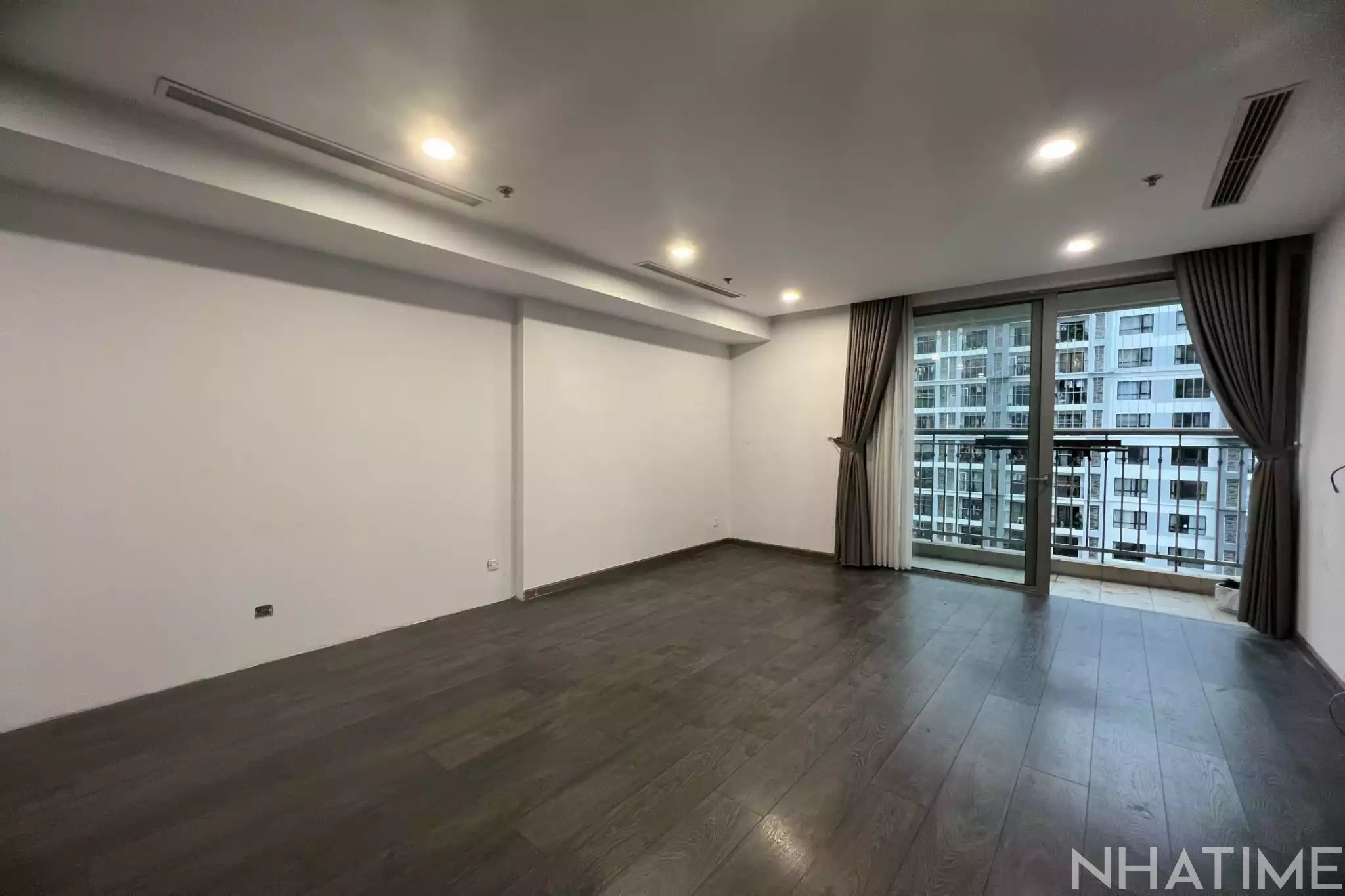 Bán căn 2pn hoa hậu 87m Park 2 times city Photo No.2