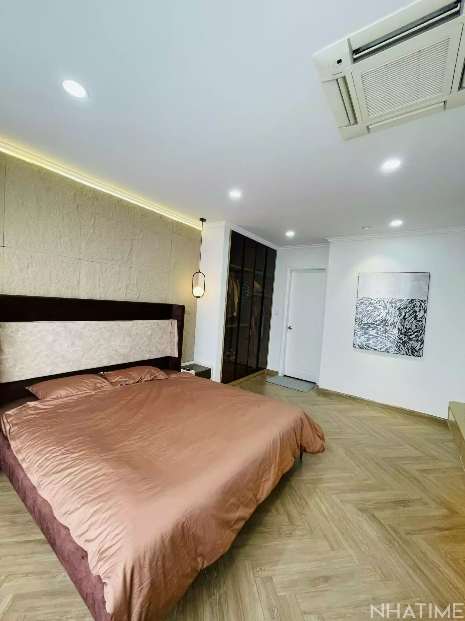 Cho thuê căn hộ 3 phòng ngủ full đô Photo No.4