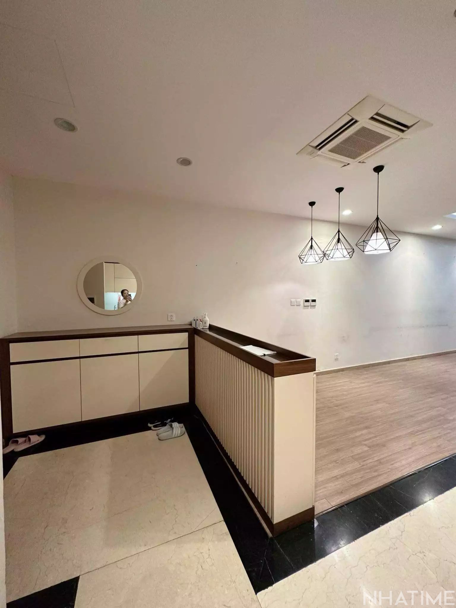 Cho thuê căn hộ 3 phòng ngủ Photo No.2