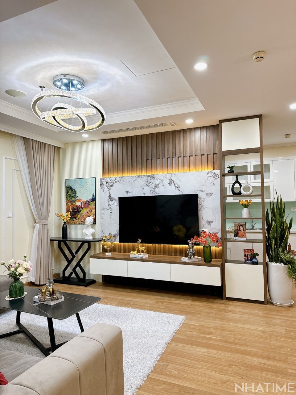 Bán 3Pn góc toà P11