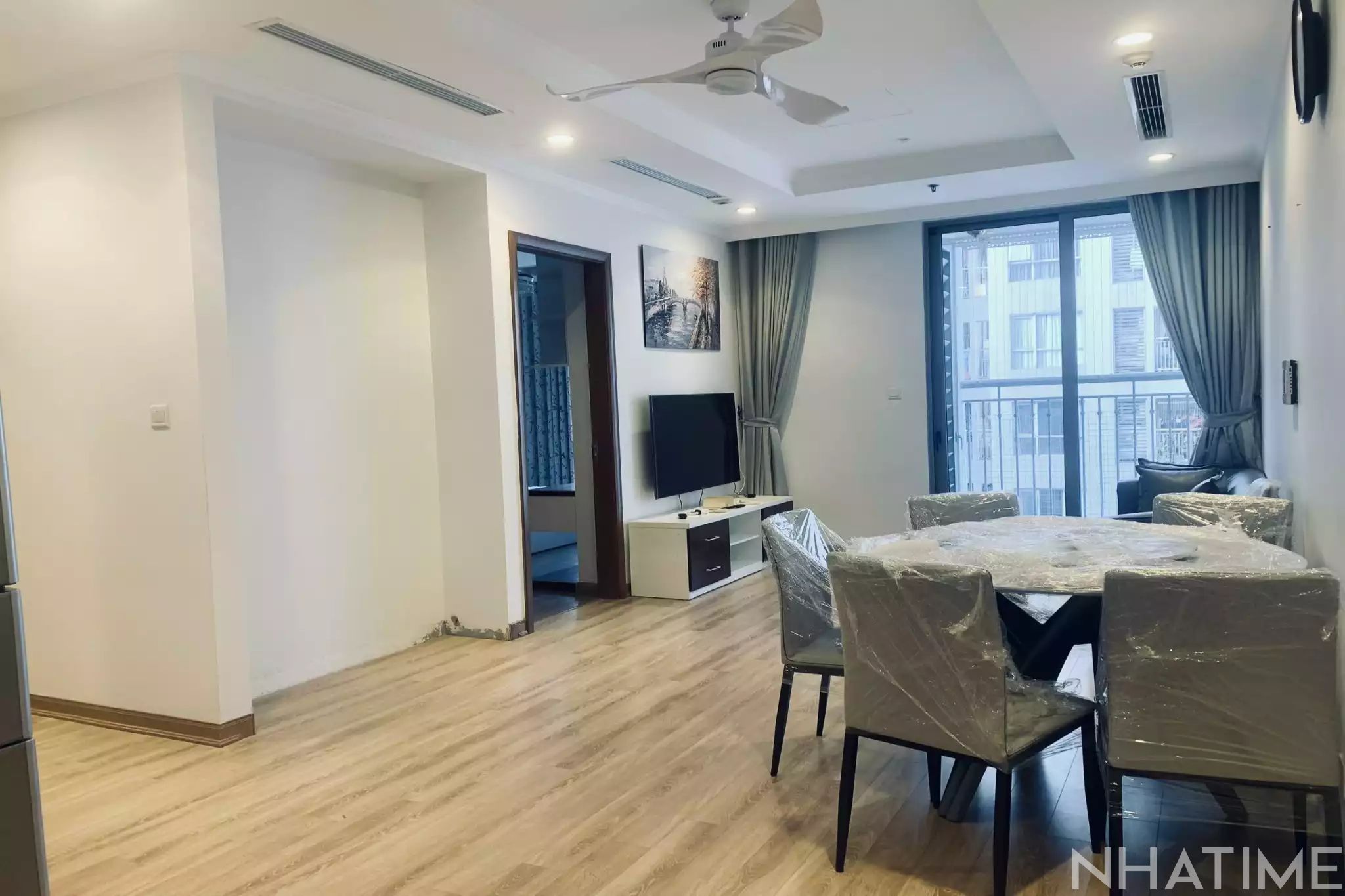 Cho thuê căn hộ 2PN Park 8 Photo No.4