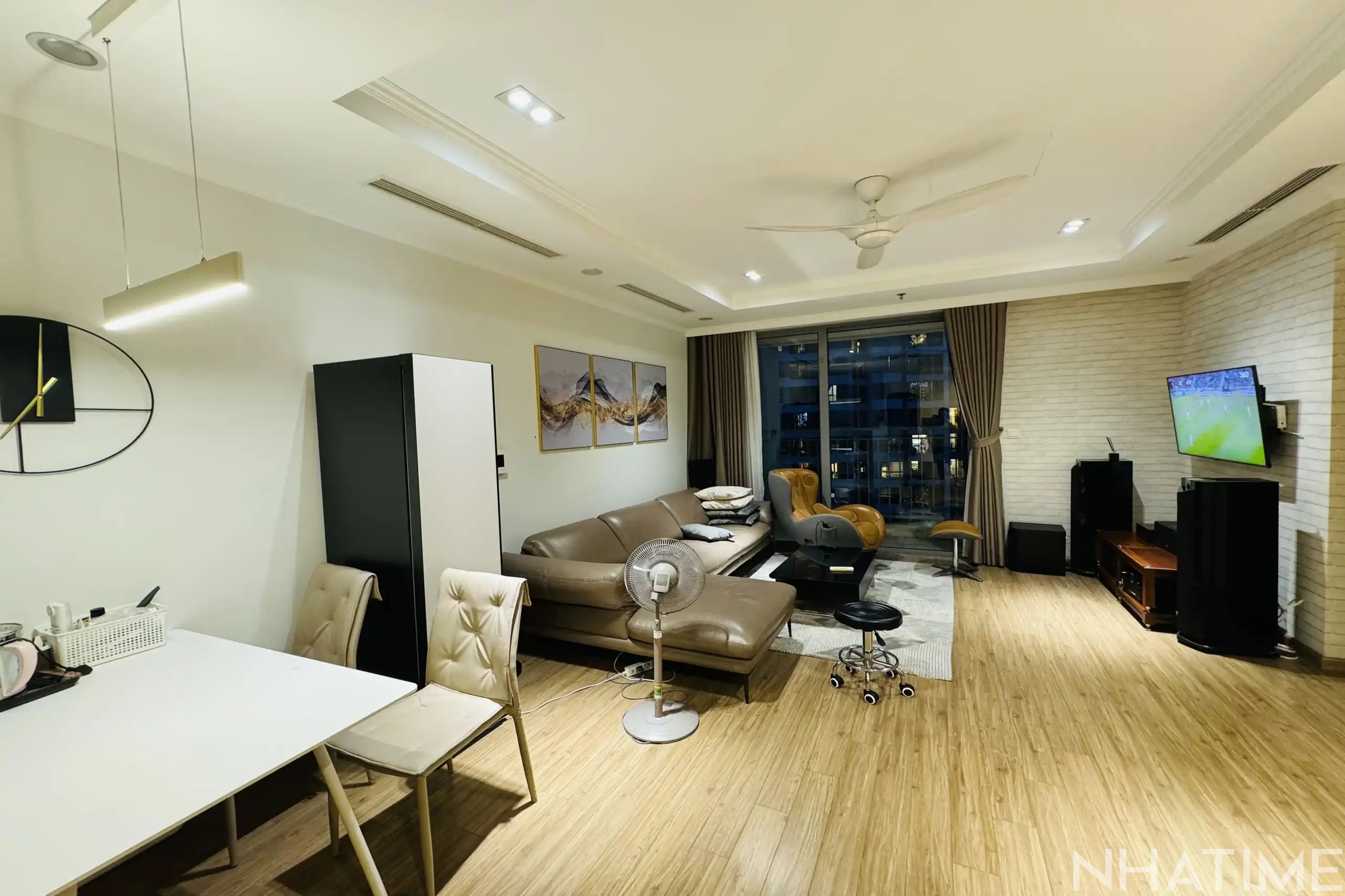 BÁN CĂN 2PN 87,5M P08 VIEW QUẢNG TRƯỜNG Photo No.3