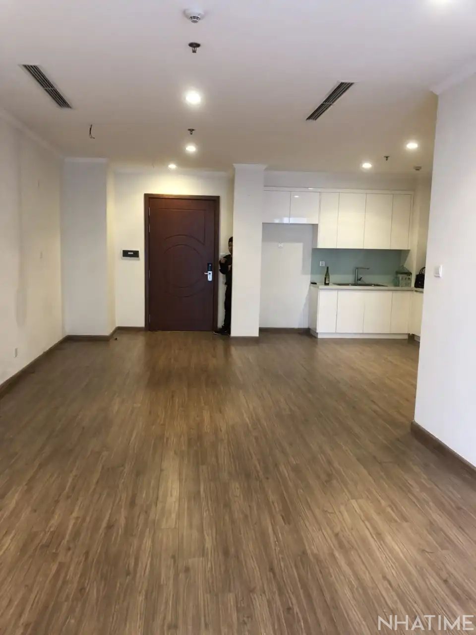 CHO THUÊ CĂN 3 NGỦ KHÔNG ĐỒ P08 Photo No.2