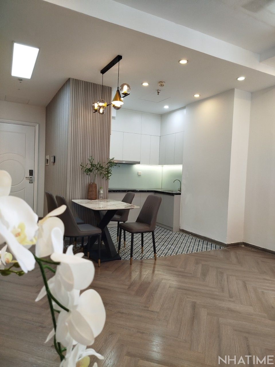 BÁN CĂN 2PN SỬA THÀNH 3PN T02