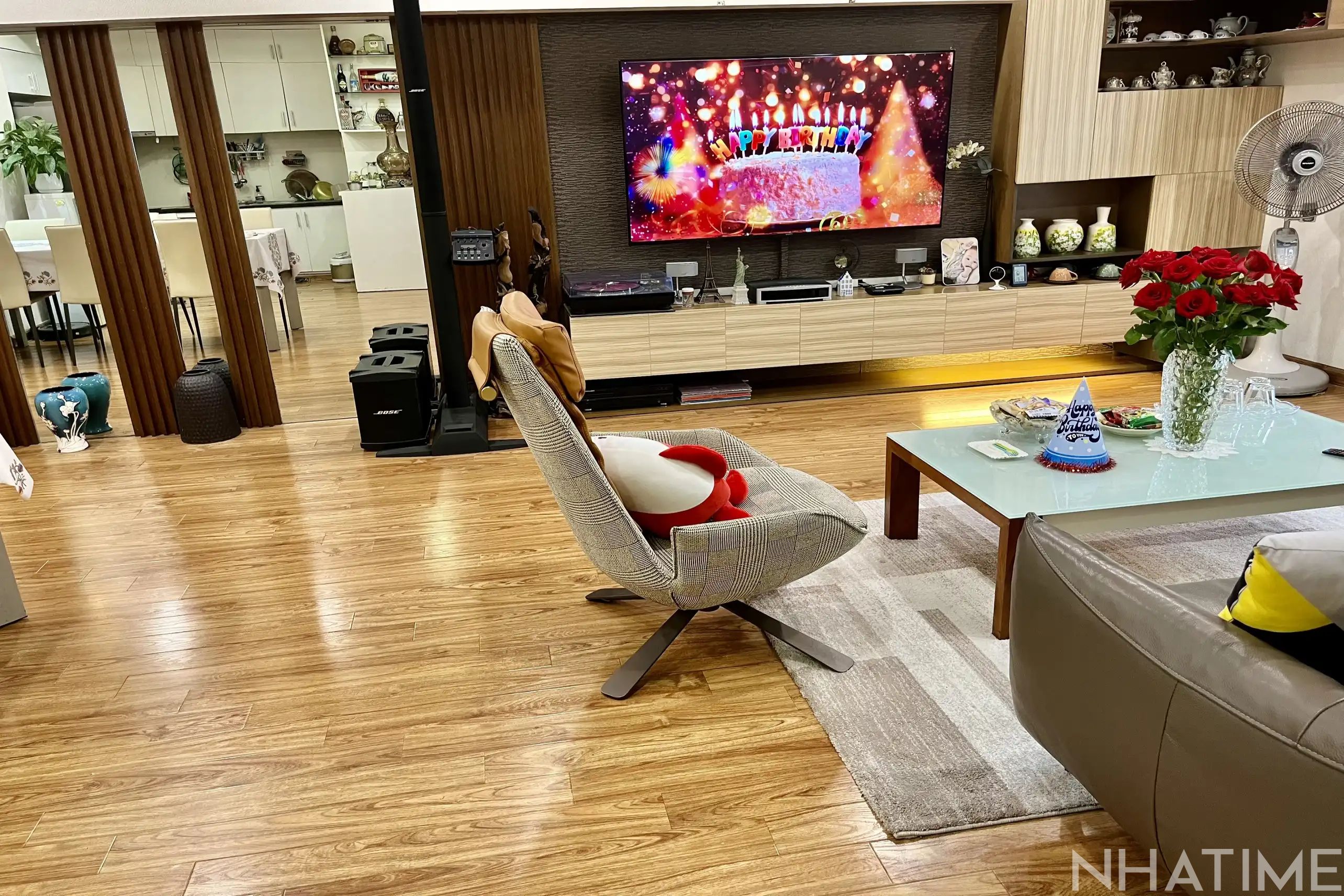 BÁN CĂN GÓC 115M T18 HƯỚNG ĐÔNG NAM Photo No.2