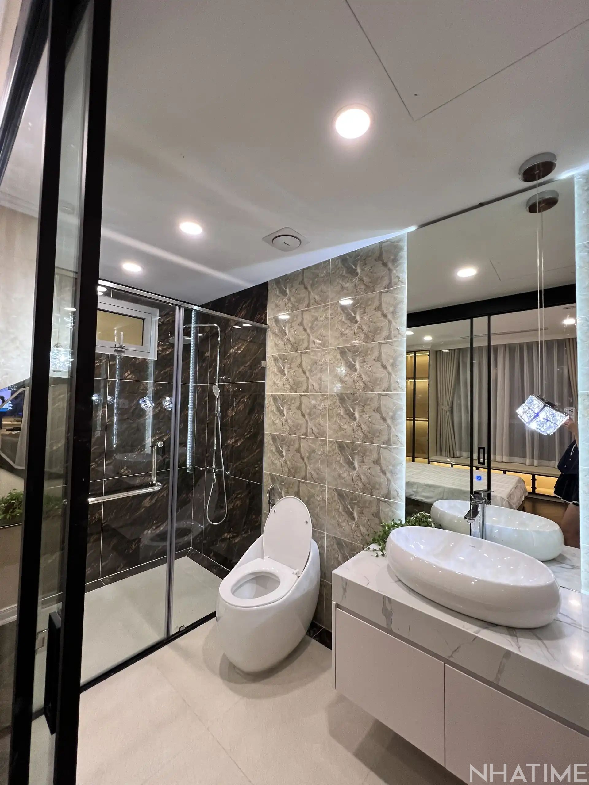 BÁN CĂN ĐẬP THÔNG P07 160M VIEW QUẢNG TRƯỜNG Photo No.2