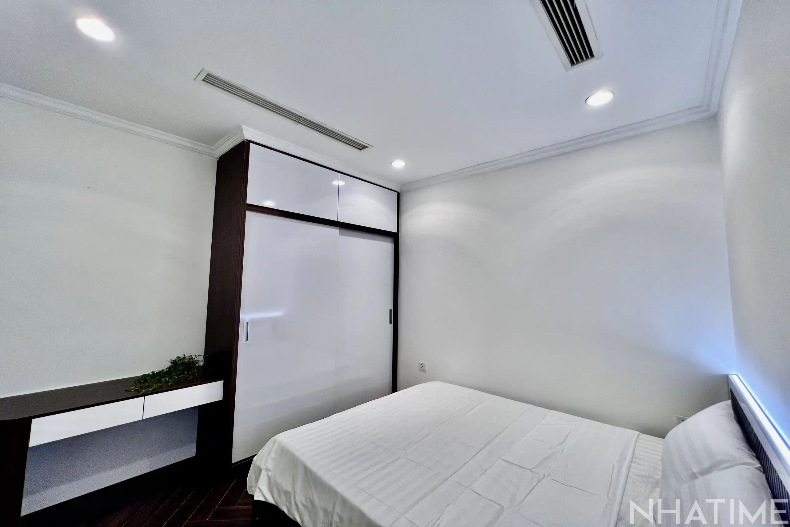 BÁN CĂN ĐẬP THÔNG P07 160M VIEW QUẢNG TRƯỜNG Photo No.18