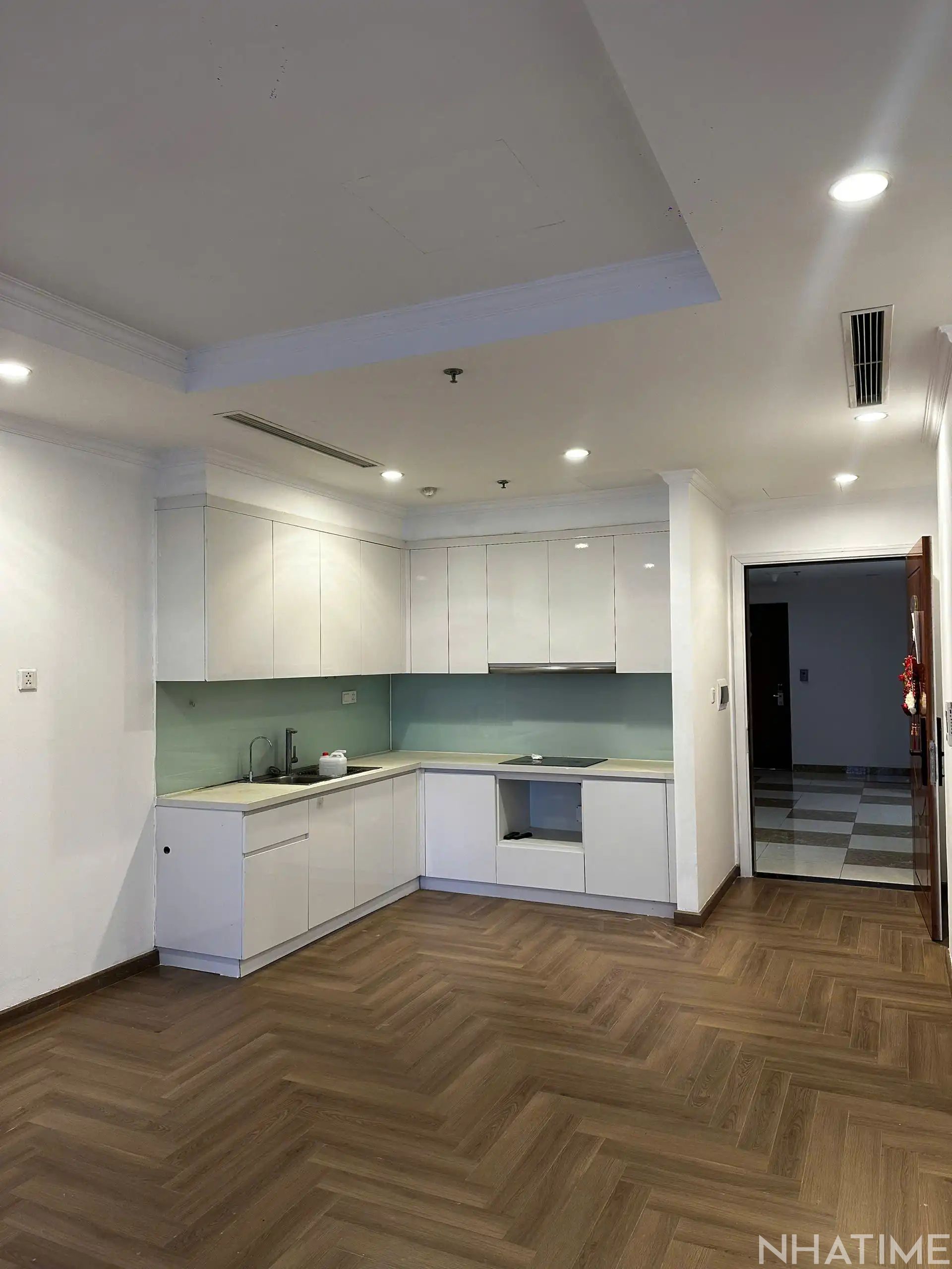 BÁN CĂN HOA HẬU TRỤC 02 VỚI 80M TOÀ PARK 07 VIEW QUẢNG TRƯỜNG Photo No.3