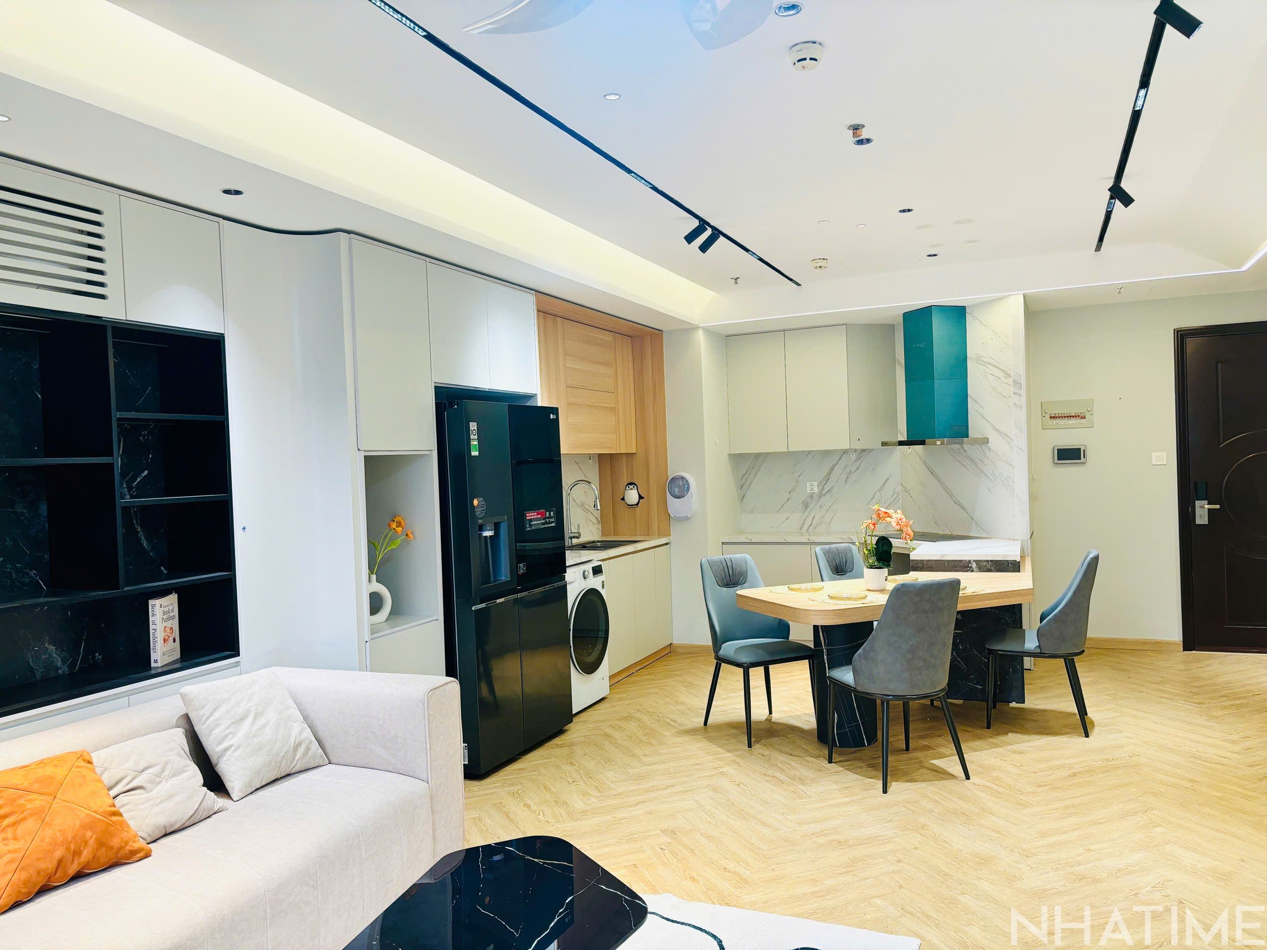 BÁN CĂN 2PN T10 VỚI 90M GIÁ 7,3 TỶ