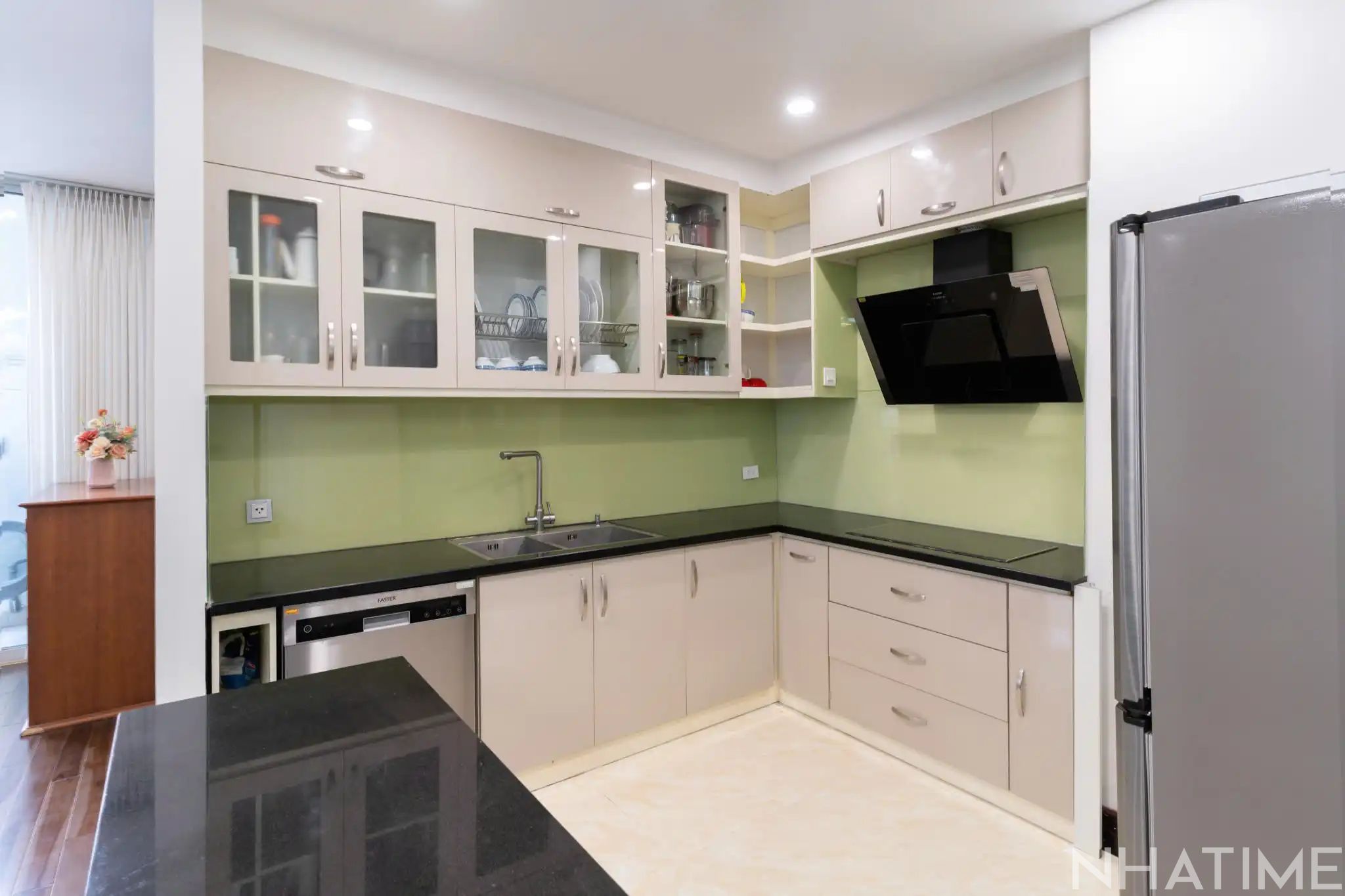 BÁN CĂN 4PN P10 135M2 GIÁ 14,5 TỶ Photo No.9