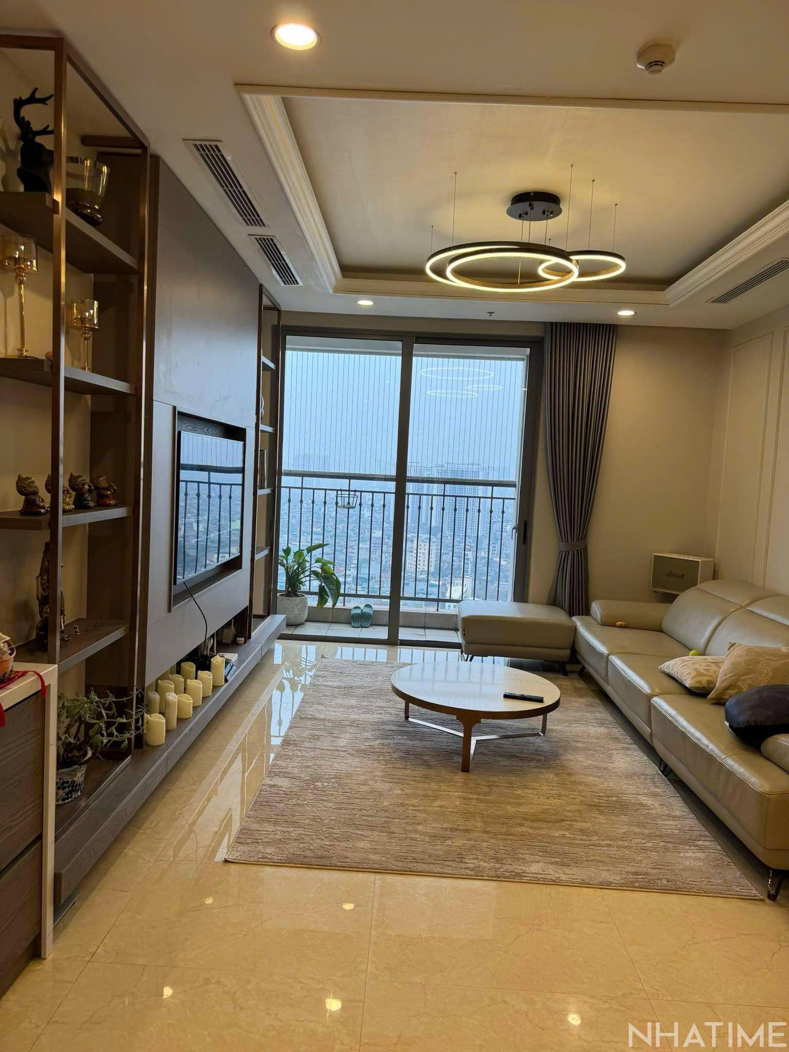 BÁN CĂN 3PN P7 120M2 GIÁ 12 TỶ