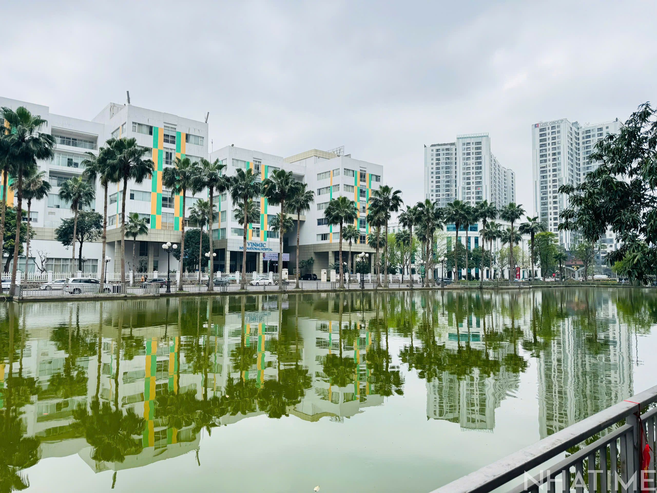 BÁN SHOPHOUSE T05 200M