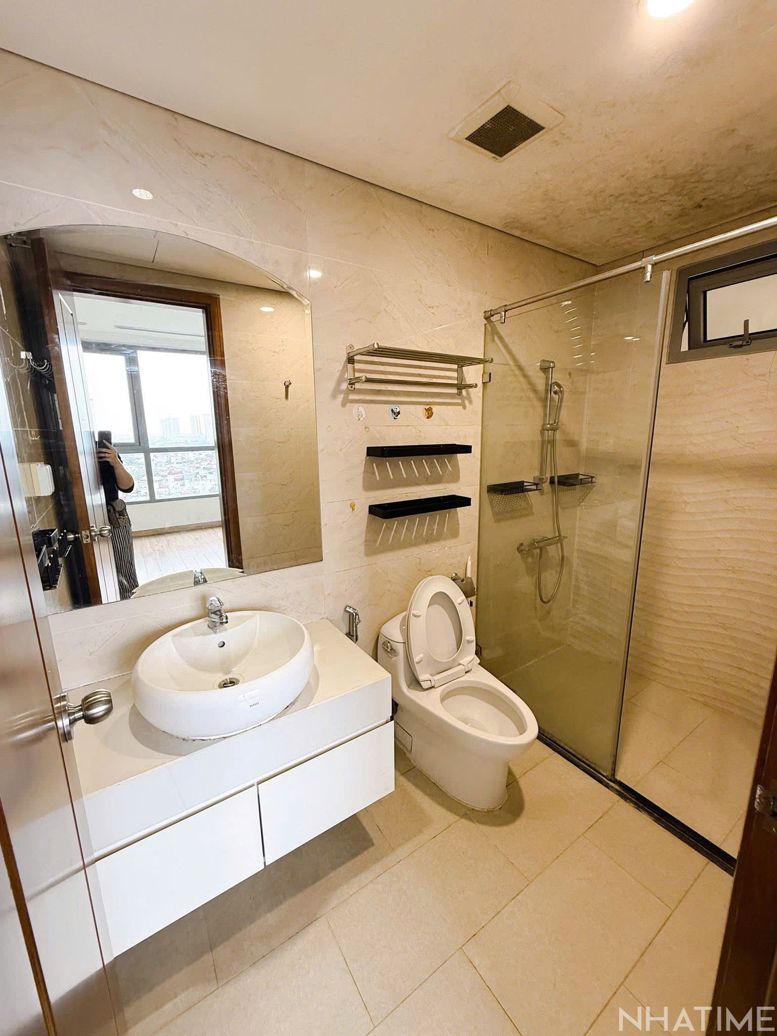 CHO THUÊ 2PN PARK 6