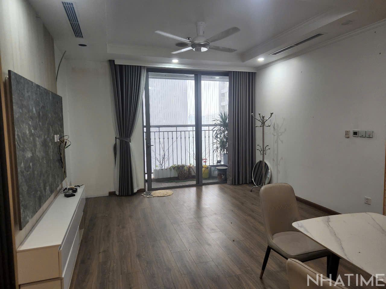 CHO THUÊ 3PN KO ĐỒ PARK 12