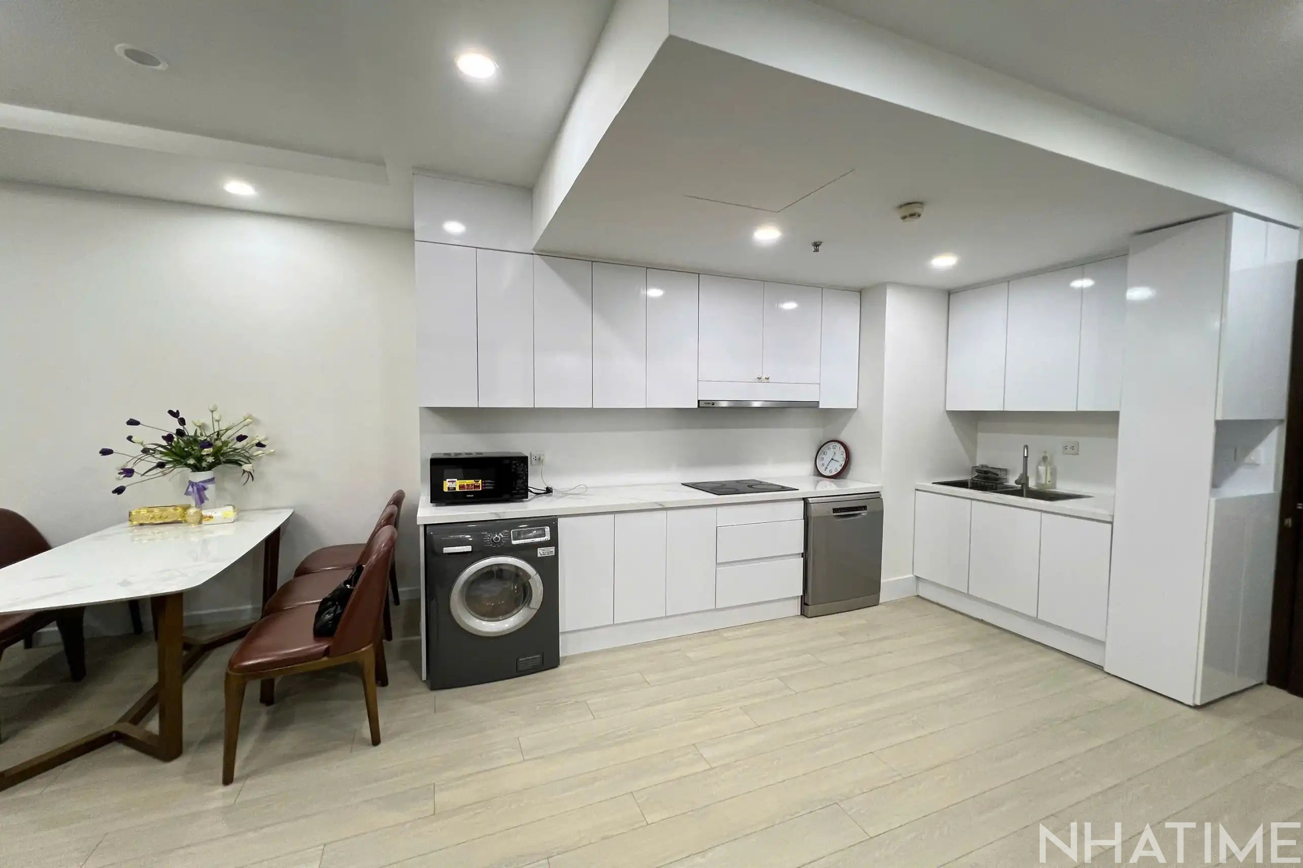 BÁN CĂN 2PN 75M2 T18 GIÁ 6,66 TỶ