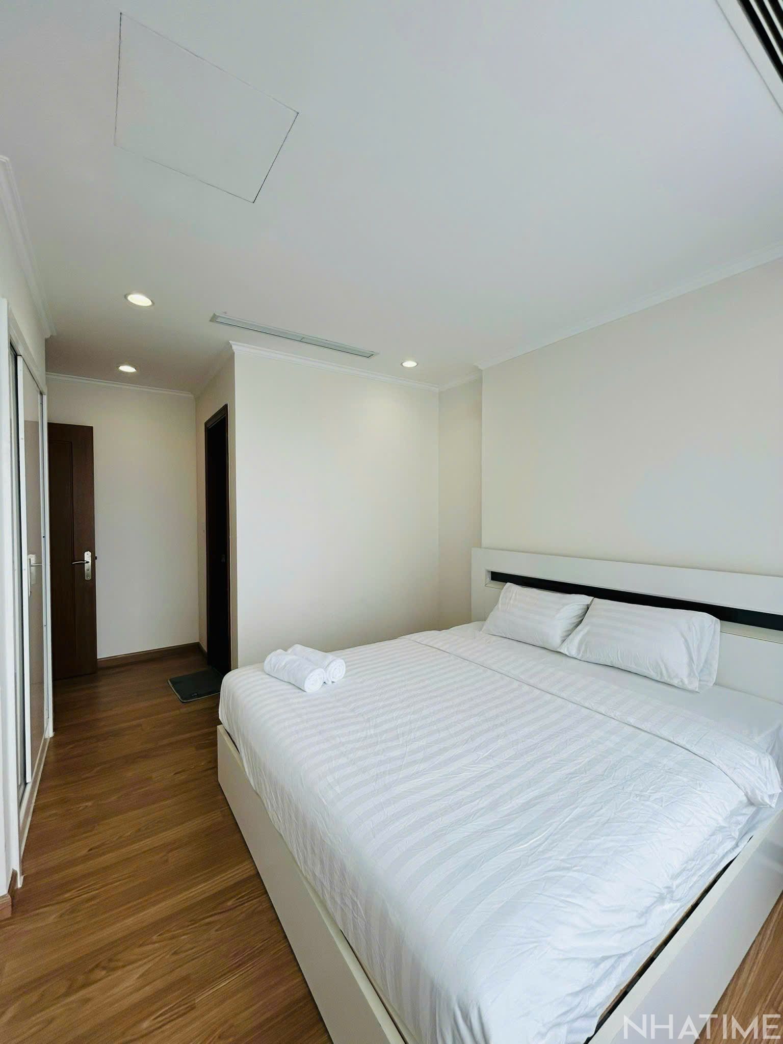 BÁN CĂN 3PN P12 94M2 GIÁ 9,1 TỶ