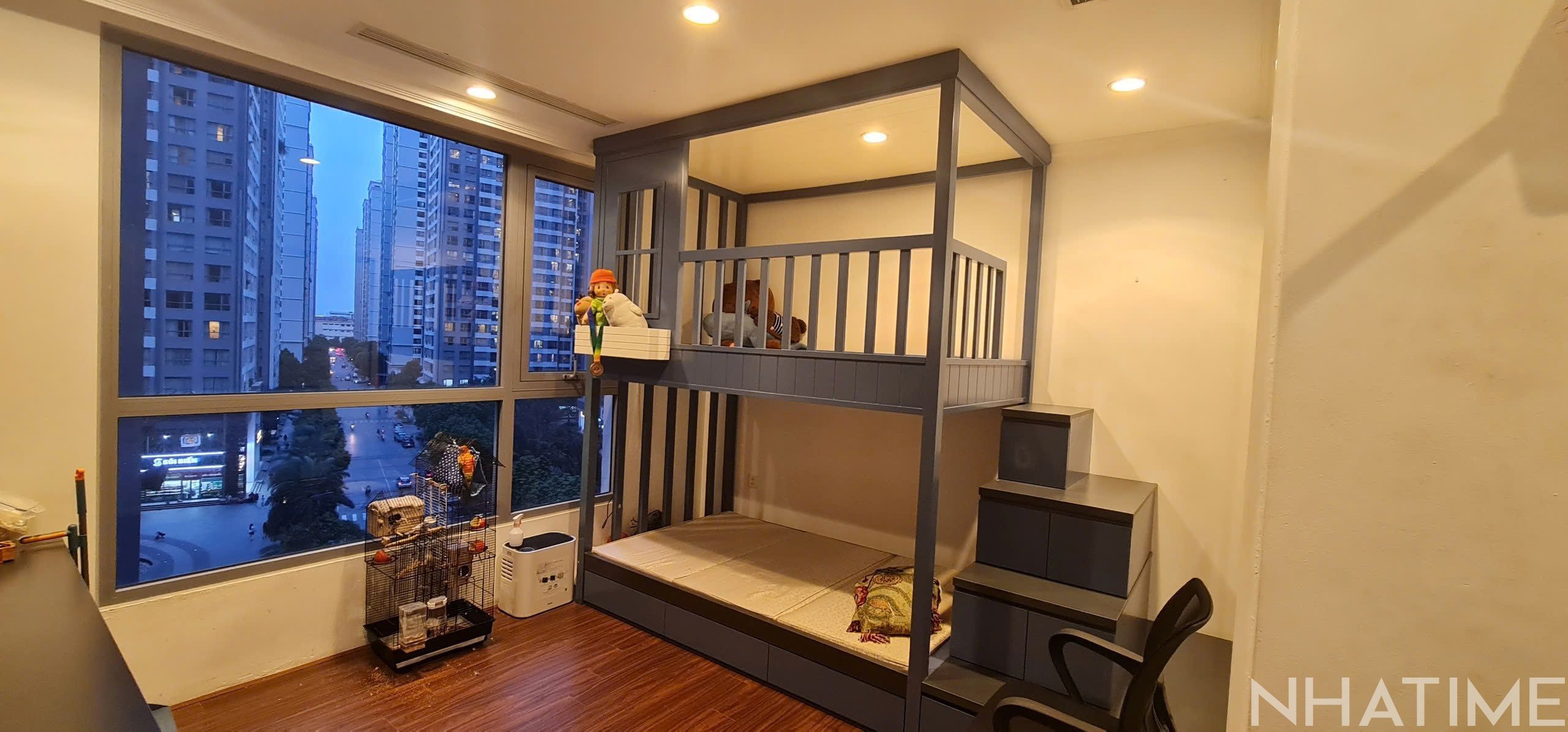 BÁN CĂN 3PN P6 120M2 GIÁ 12,5 TỶ