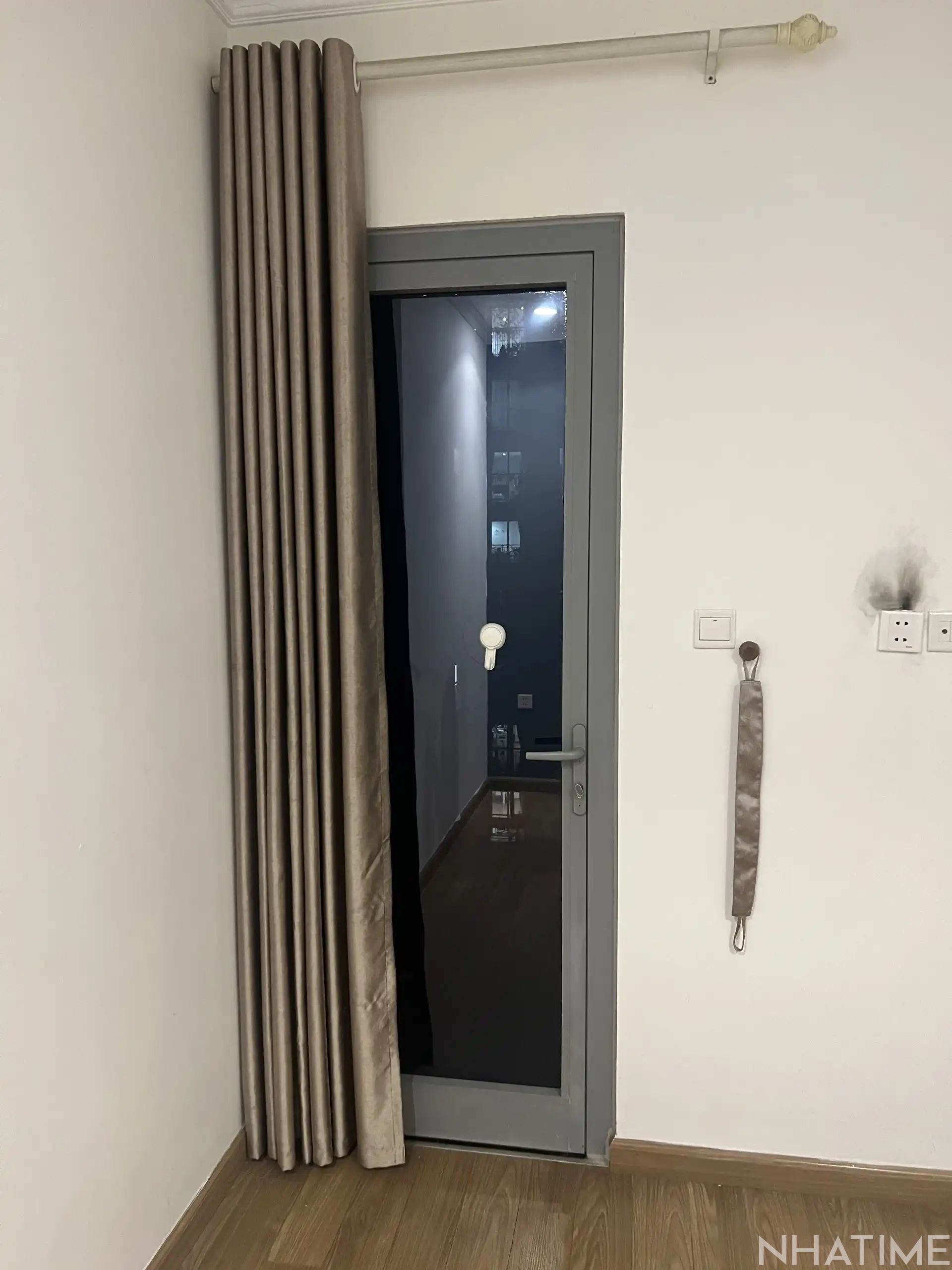 CHO THUÊ 2PN KO ĐỒ PARK 9 Photo No.4