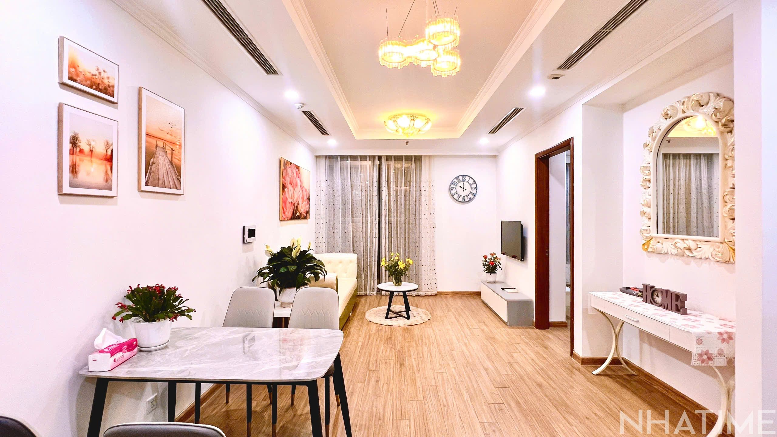 CHO THUÊ 2PN PARK 8